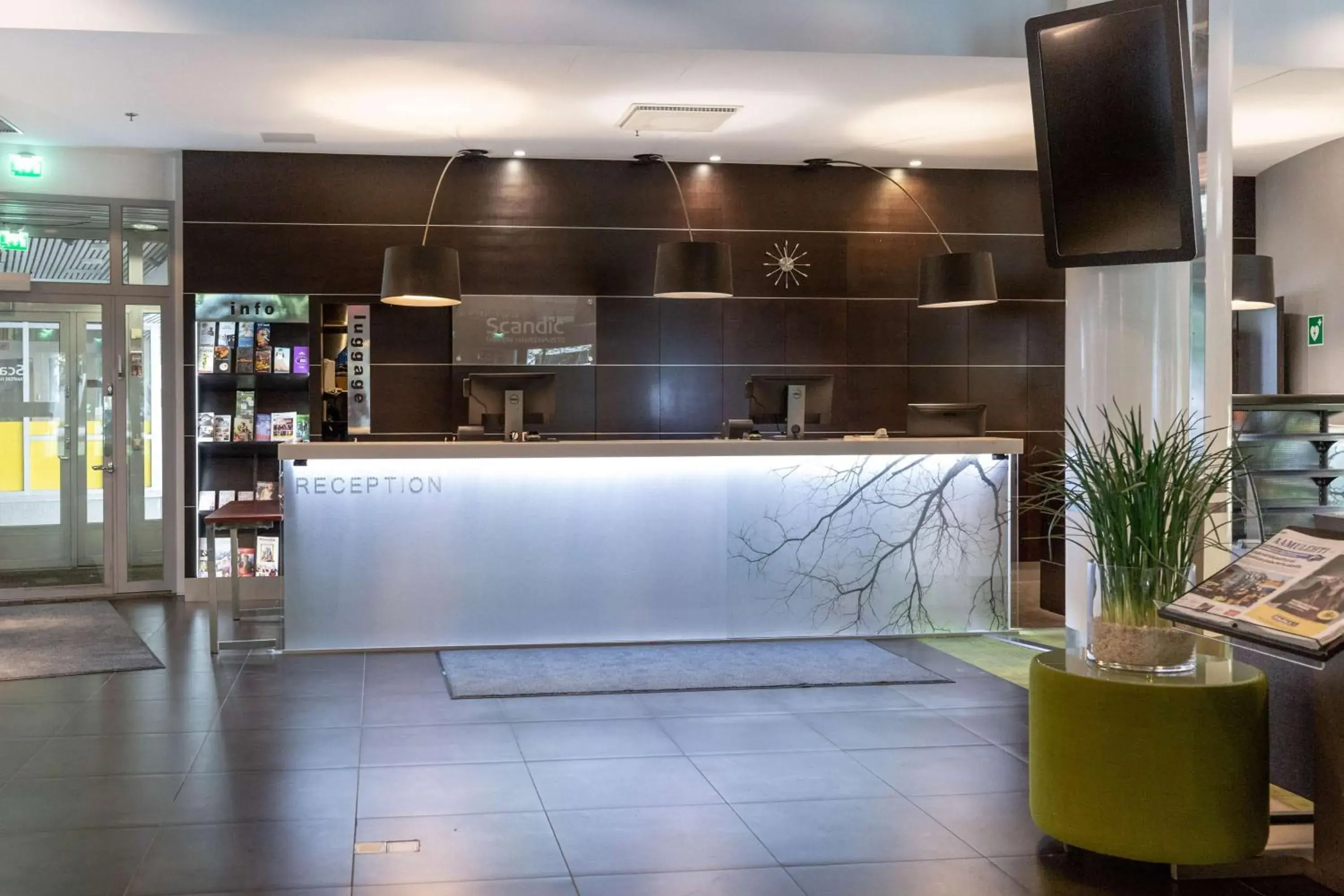 Lobby or reception in Scandic Tampere Hämeenpuisto Lobby or reception in Scandic Tampere Hämeenpuisto