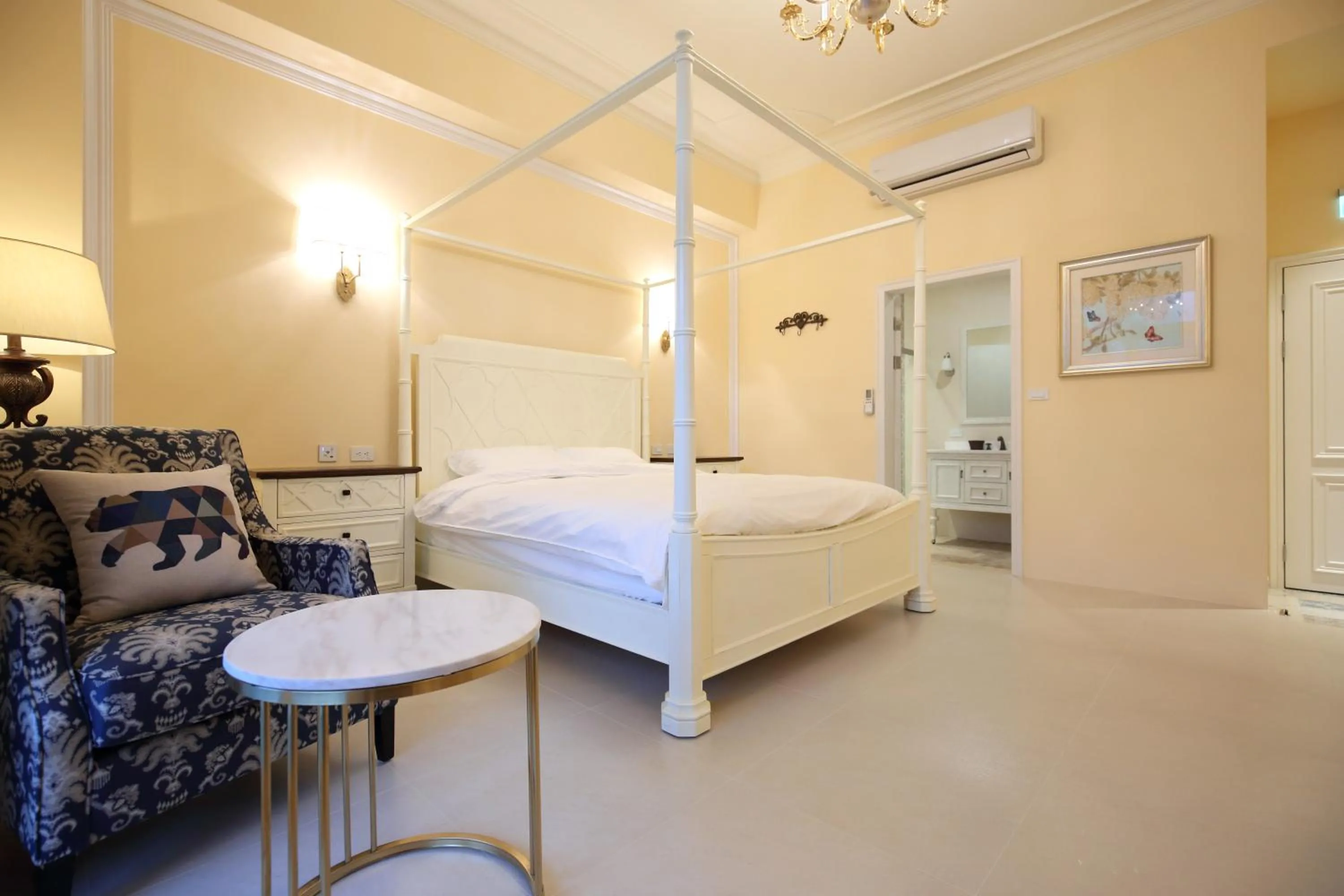 Deluxe Double Room in Serrado