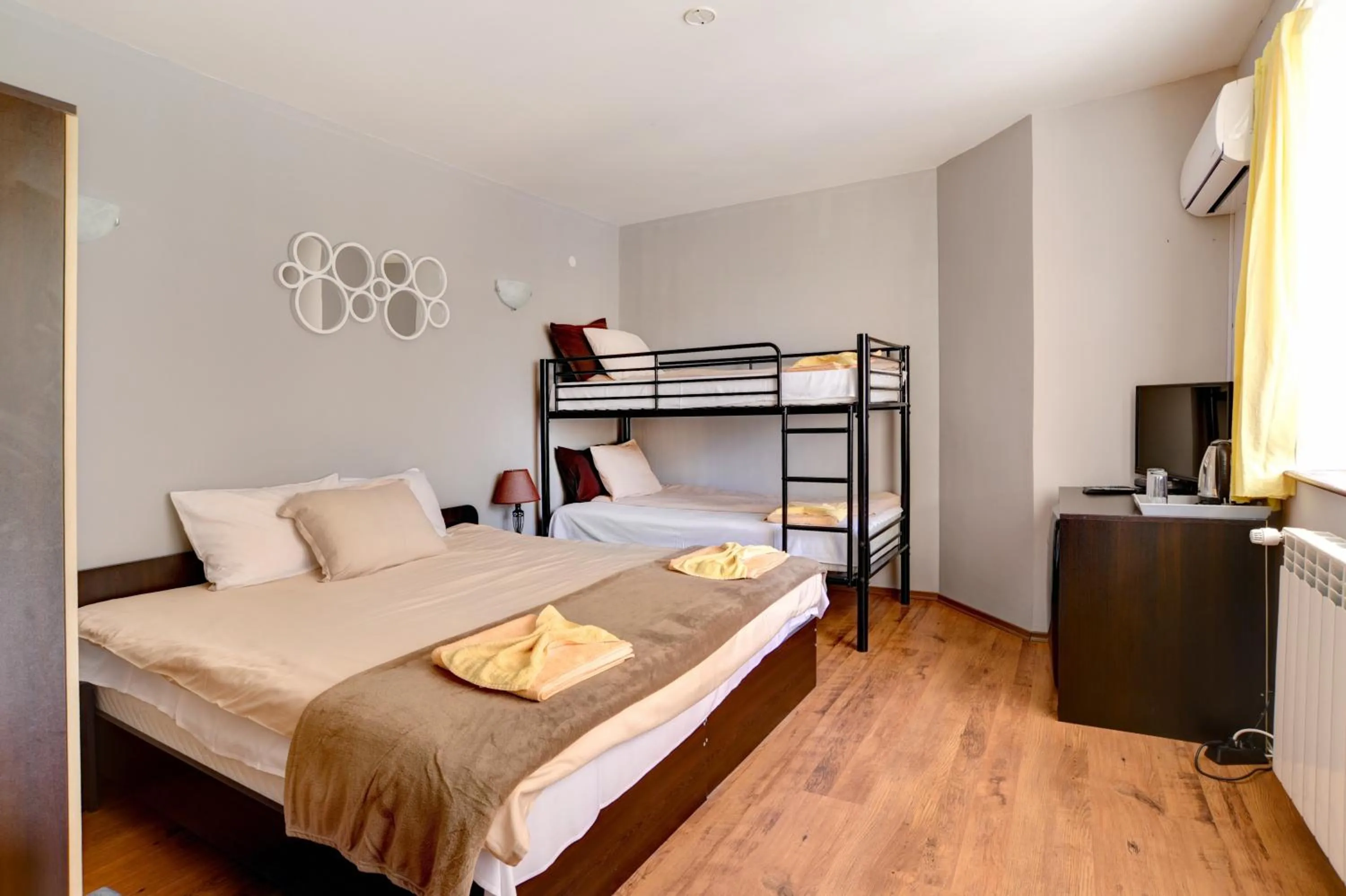 Bed in Guest House Slunchev Cviat