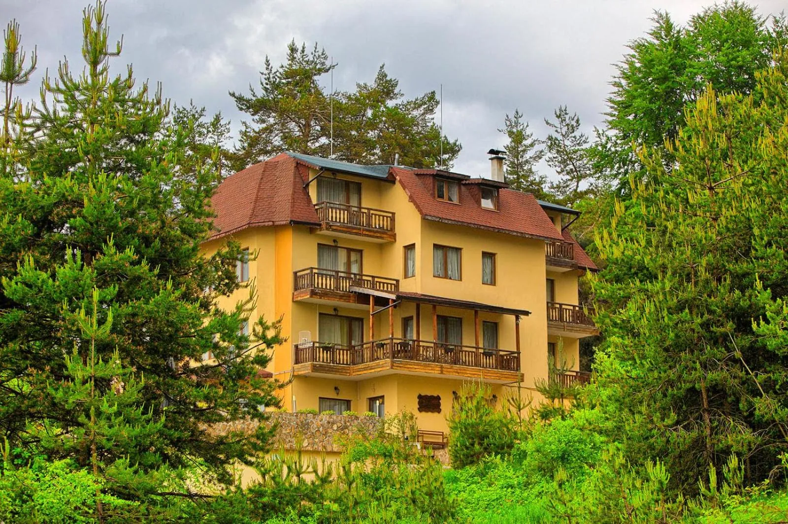 Property building in Guest House Slunchev Cviat