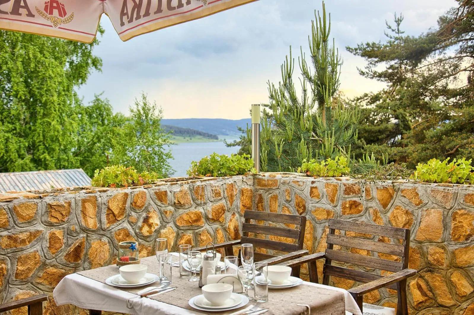 Restaurant/places to eat in Guest House Slunchev Cviat