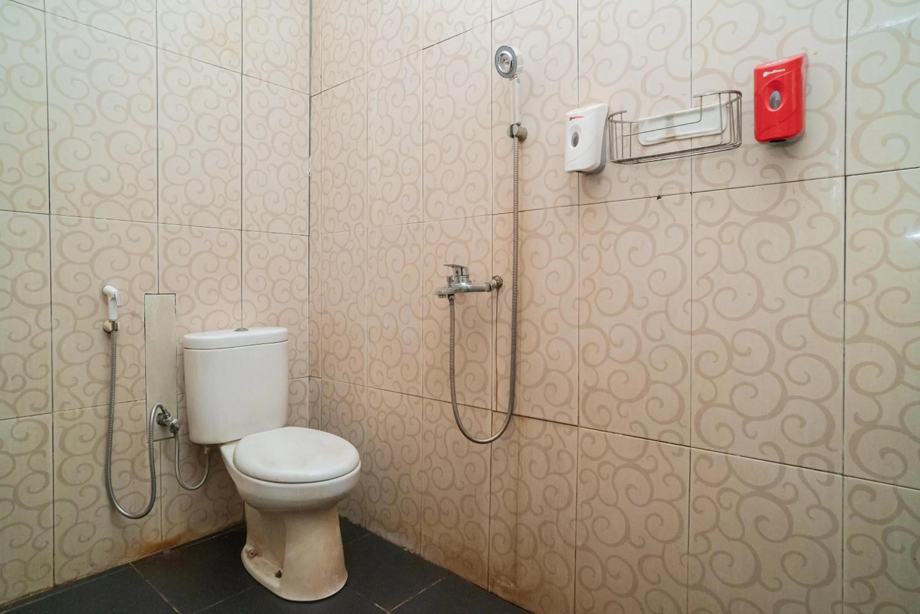 RedDoorz At Jalan Bukit Keminting