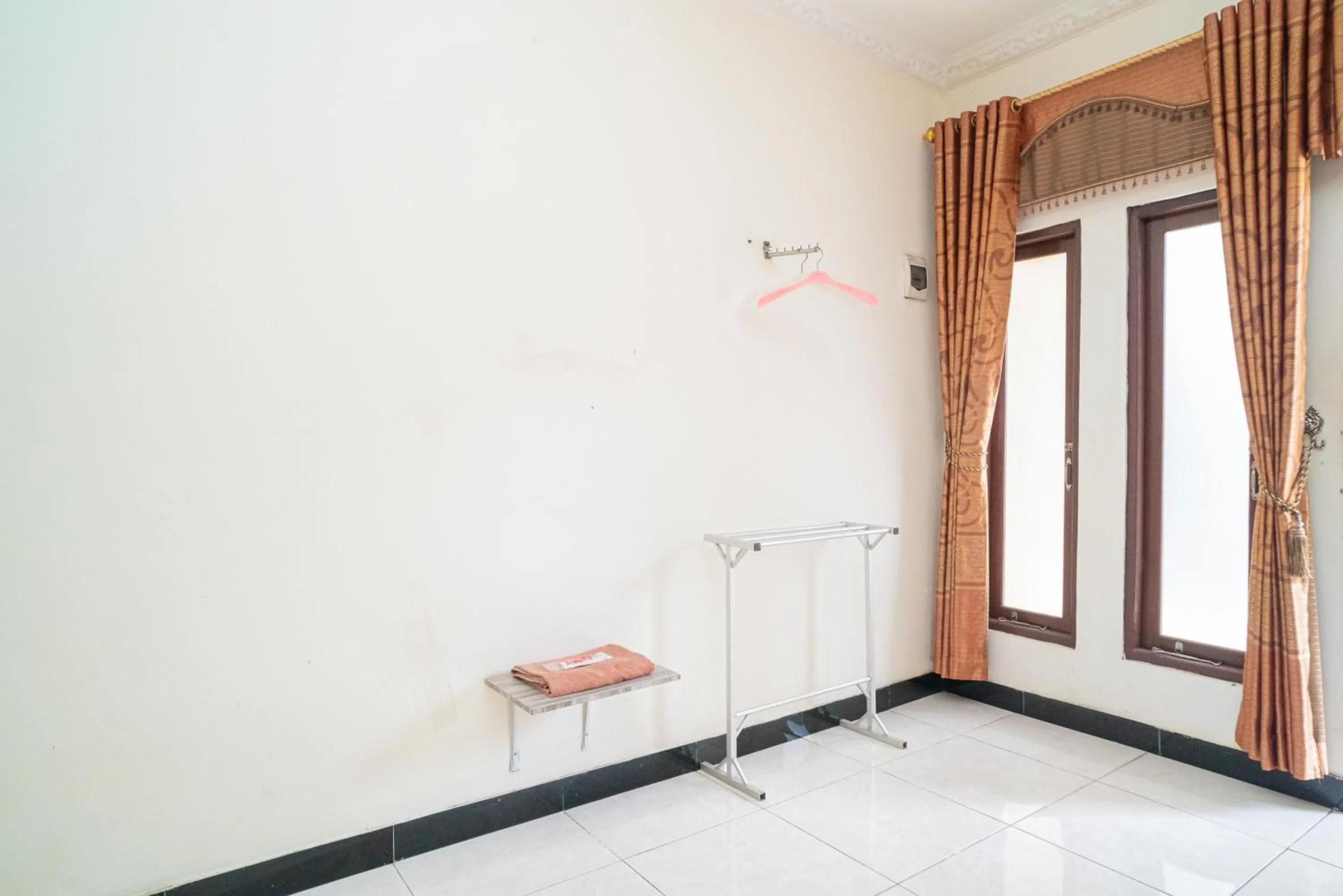 RedDoorz At Jalan Bukit Keminting