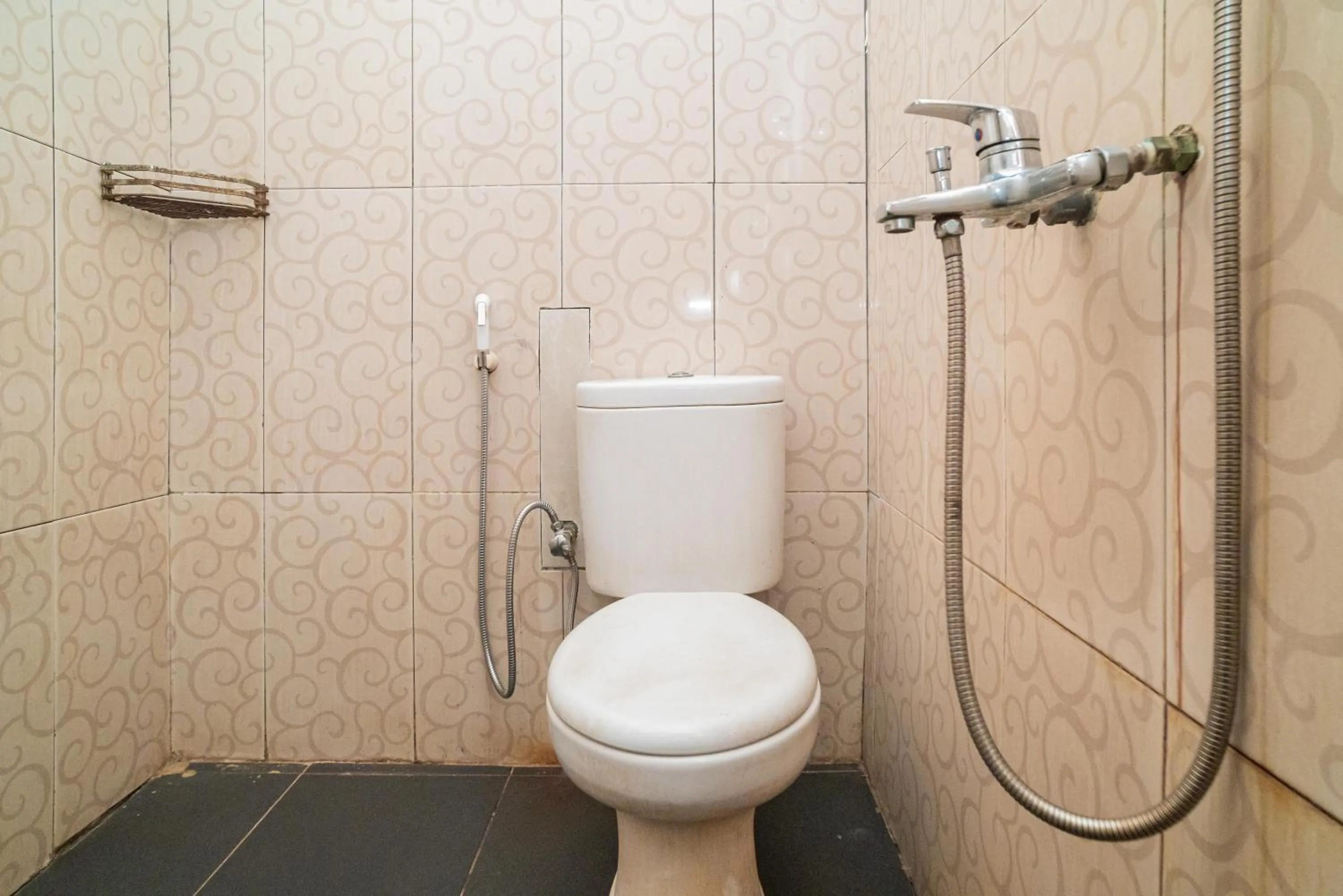 RedDoorz At Jalan Bukit Keminting