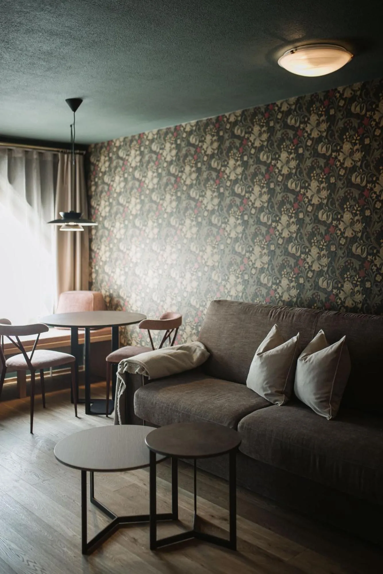 Seating area in Nancy's Holiday Homes Dolomites