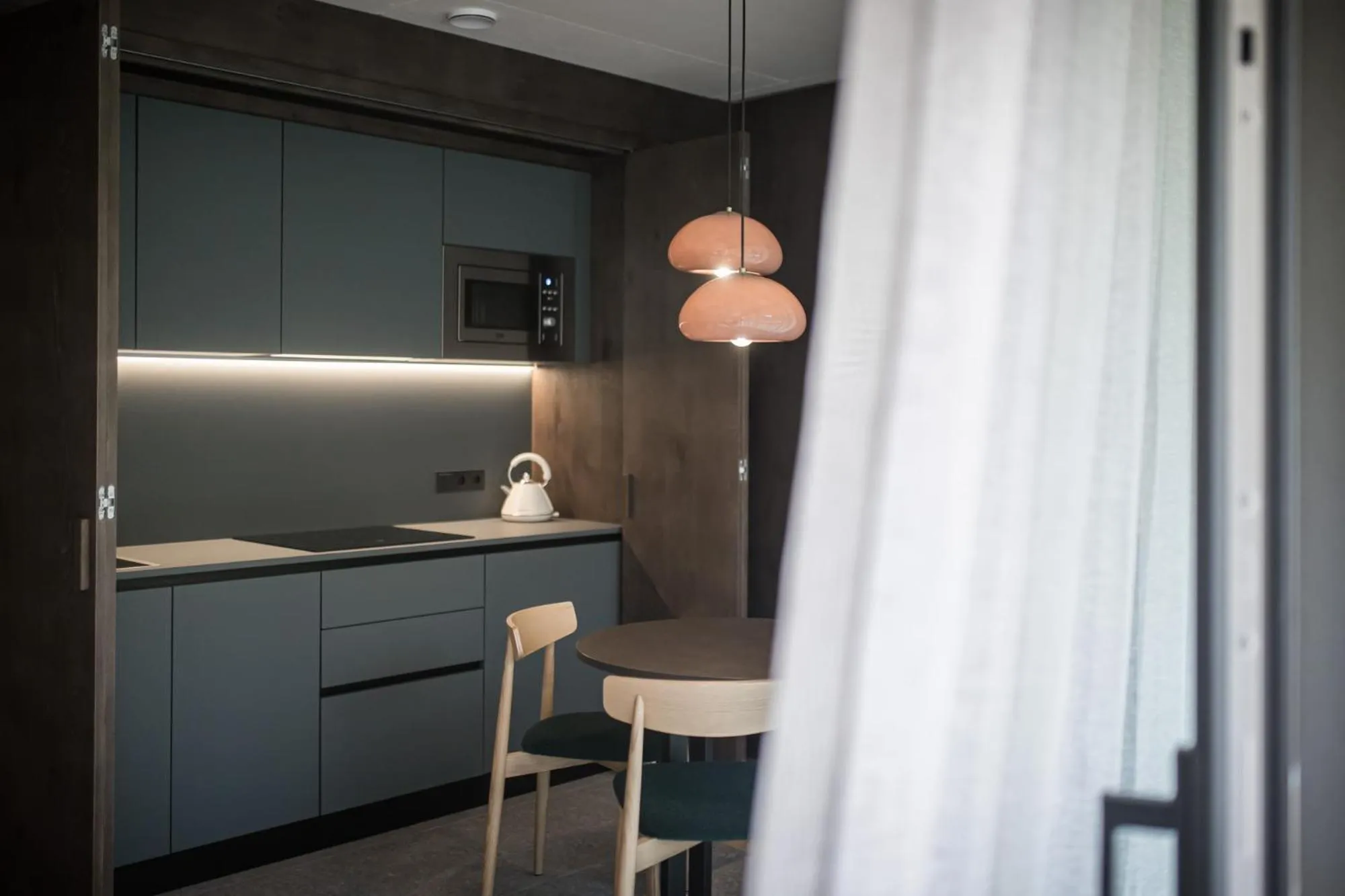 Kitchen or kitchenette in Nancy's Holiday Homes Dolomites