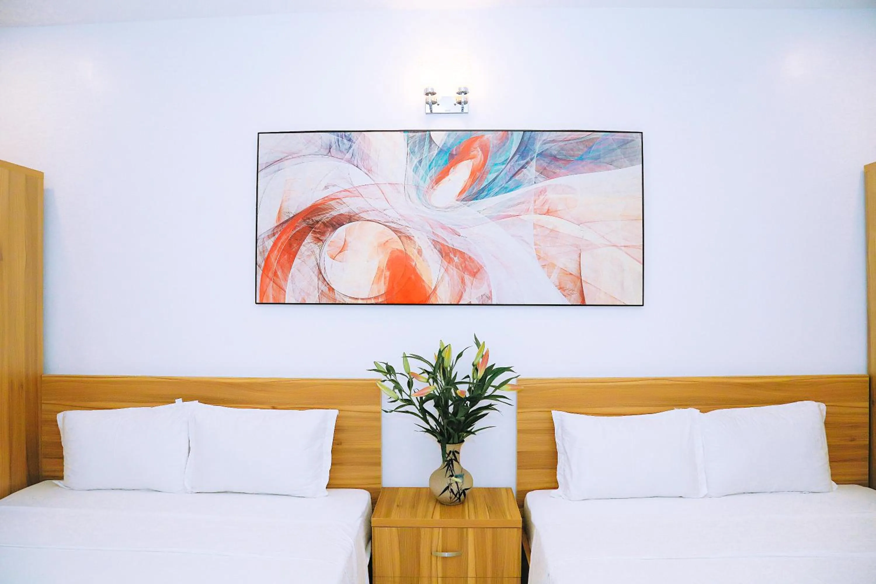 Bed in Louis Hotel - Bui Vien Walking Street