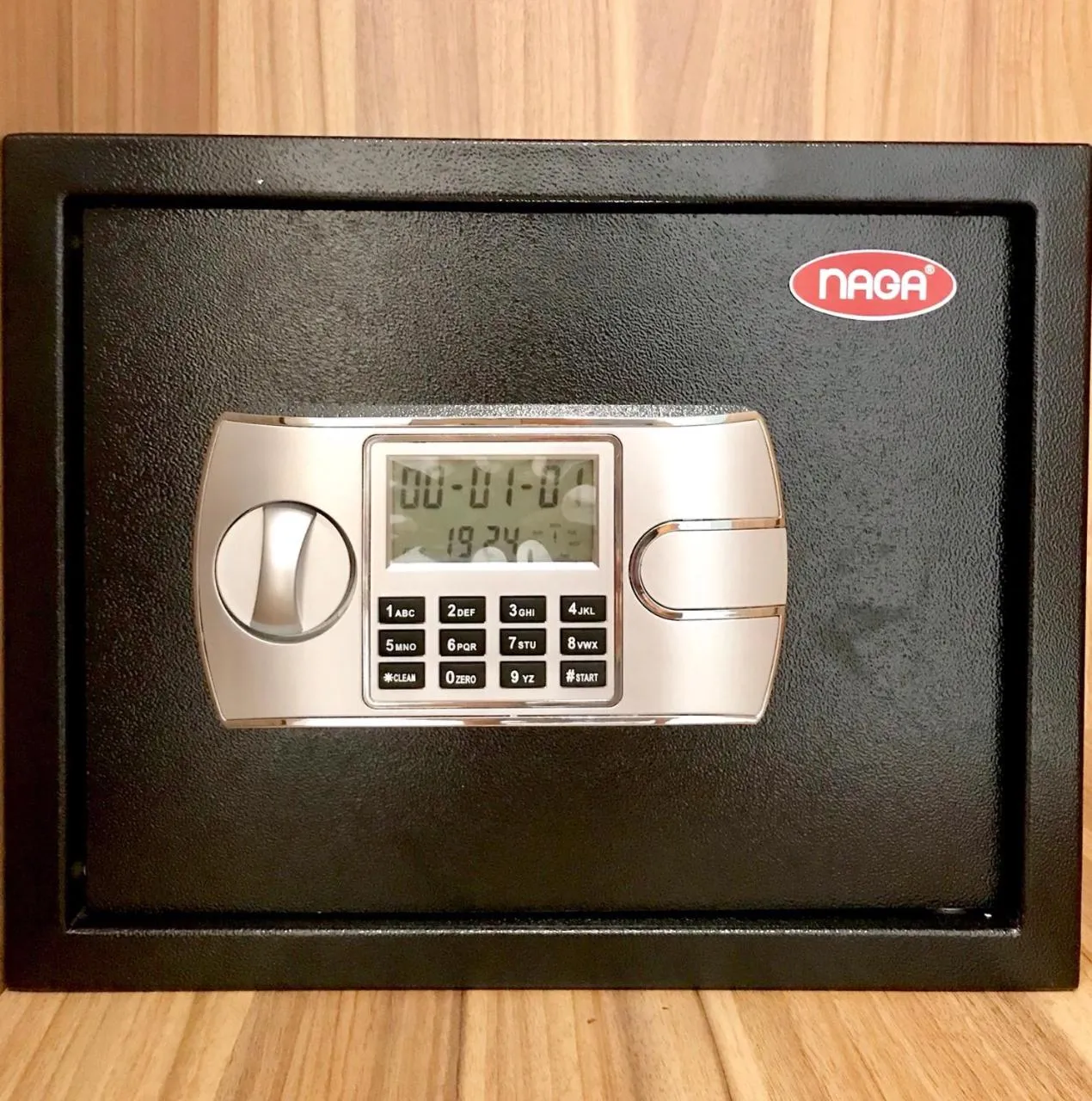 Louis Hotel - Bui Vien Walking Street