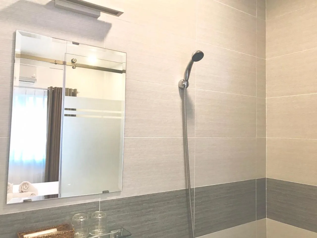 Louis Hotel - Bui Vien Walking Street