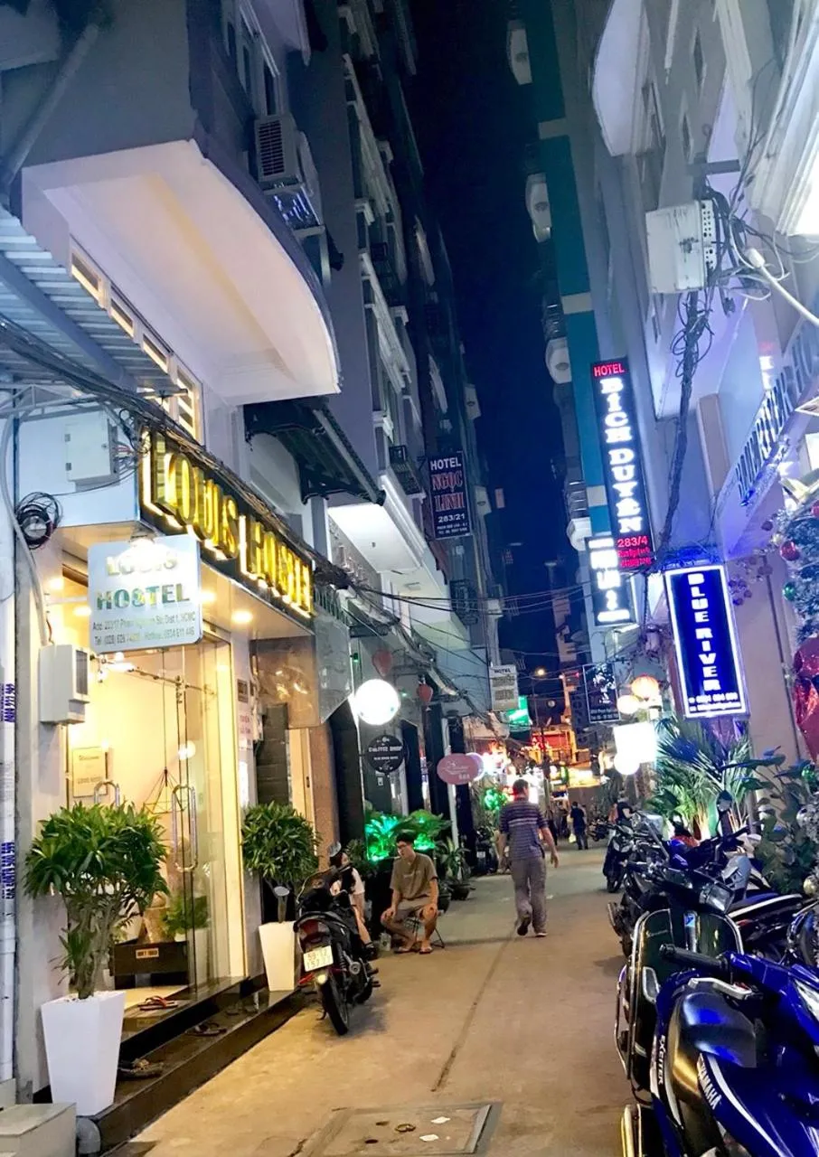 Property building in Louis Hotel - Bui Vien Walking Street