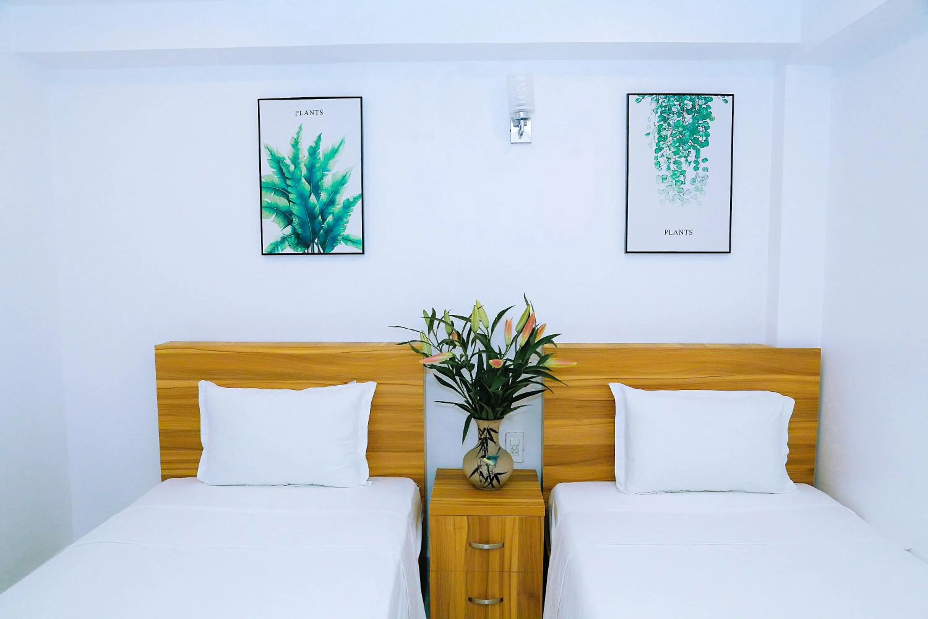 Bed in Louis Hotel - Bui Vien Walking Street