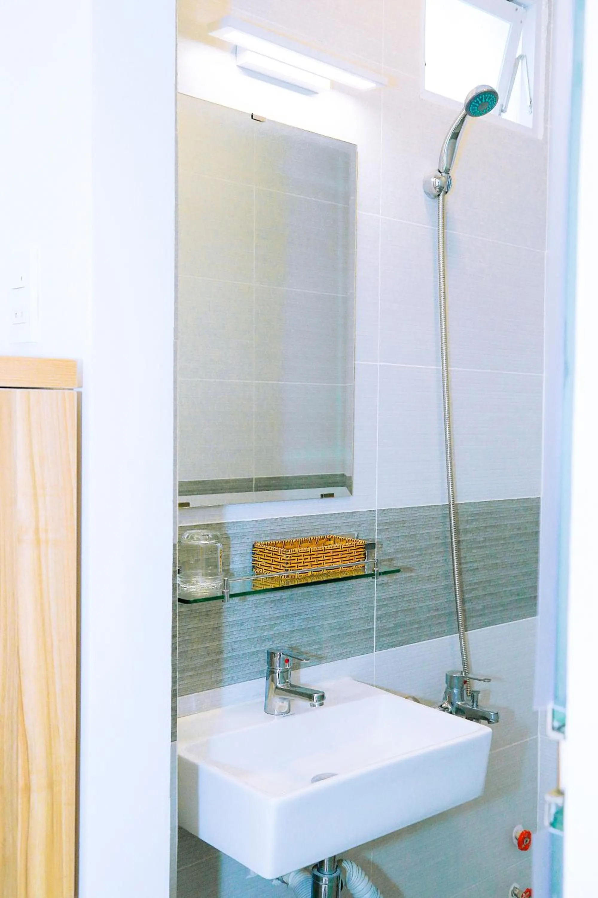 Louis Hotel - Bui Vien Walking Street