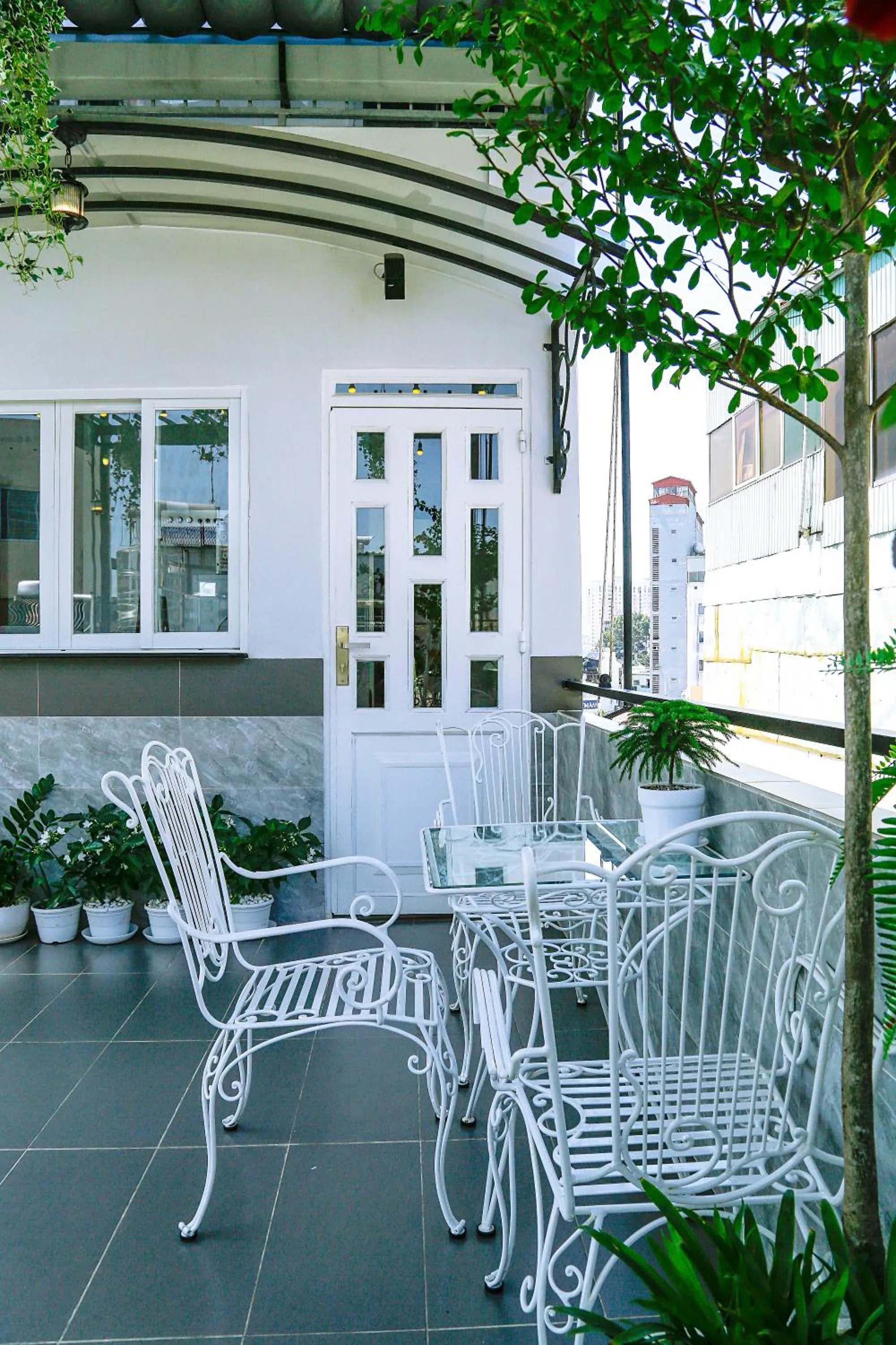 Louis Hotel - Bui Vien Walking Street