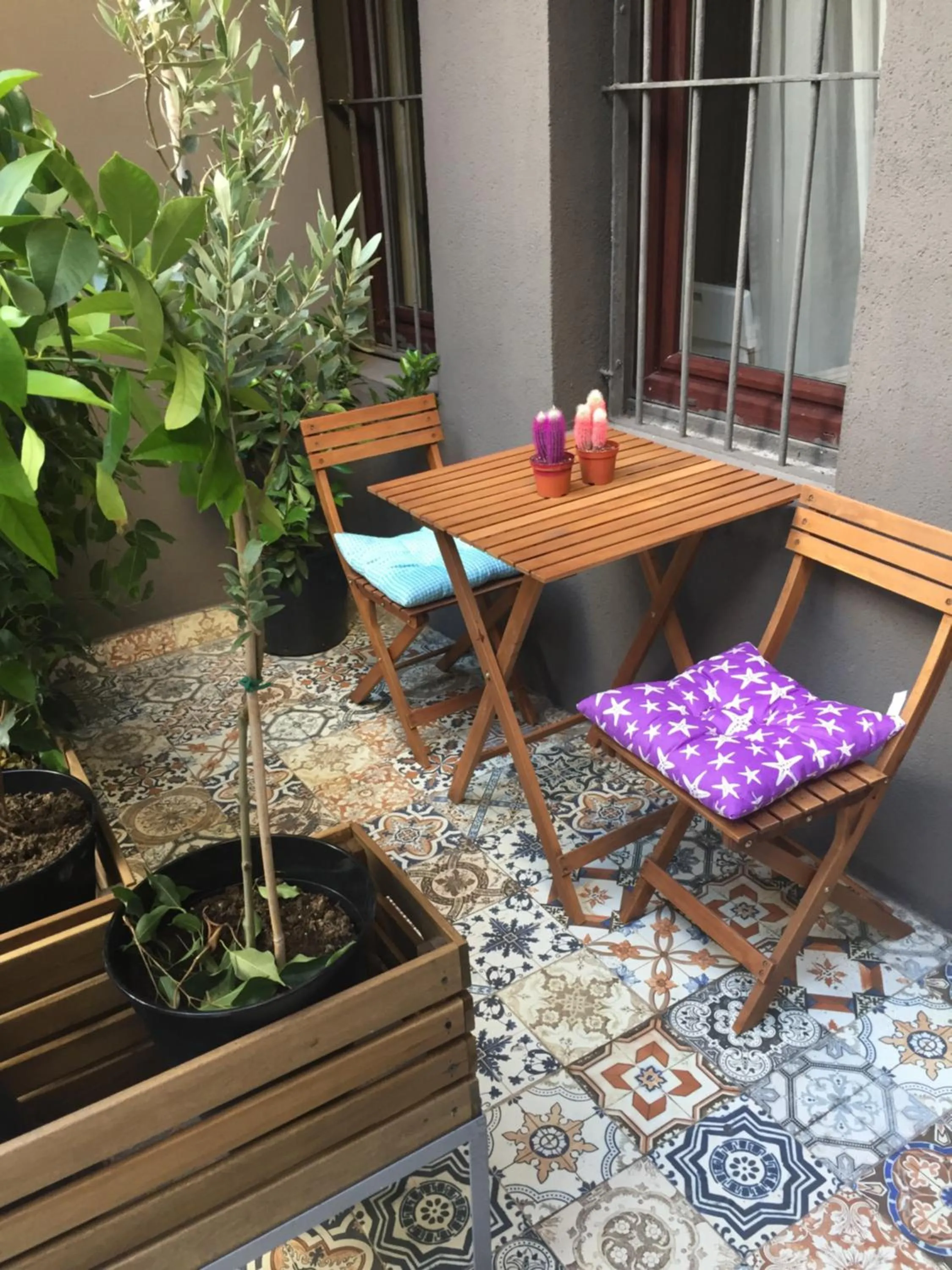 Patio in Hotel Miro Mansion Old City