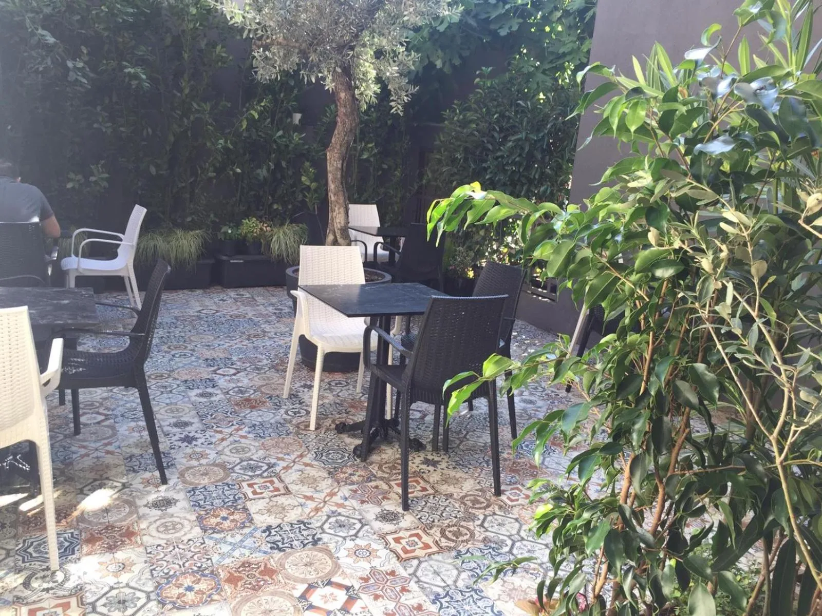 Property building in Hotel Miro Mansion Old City