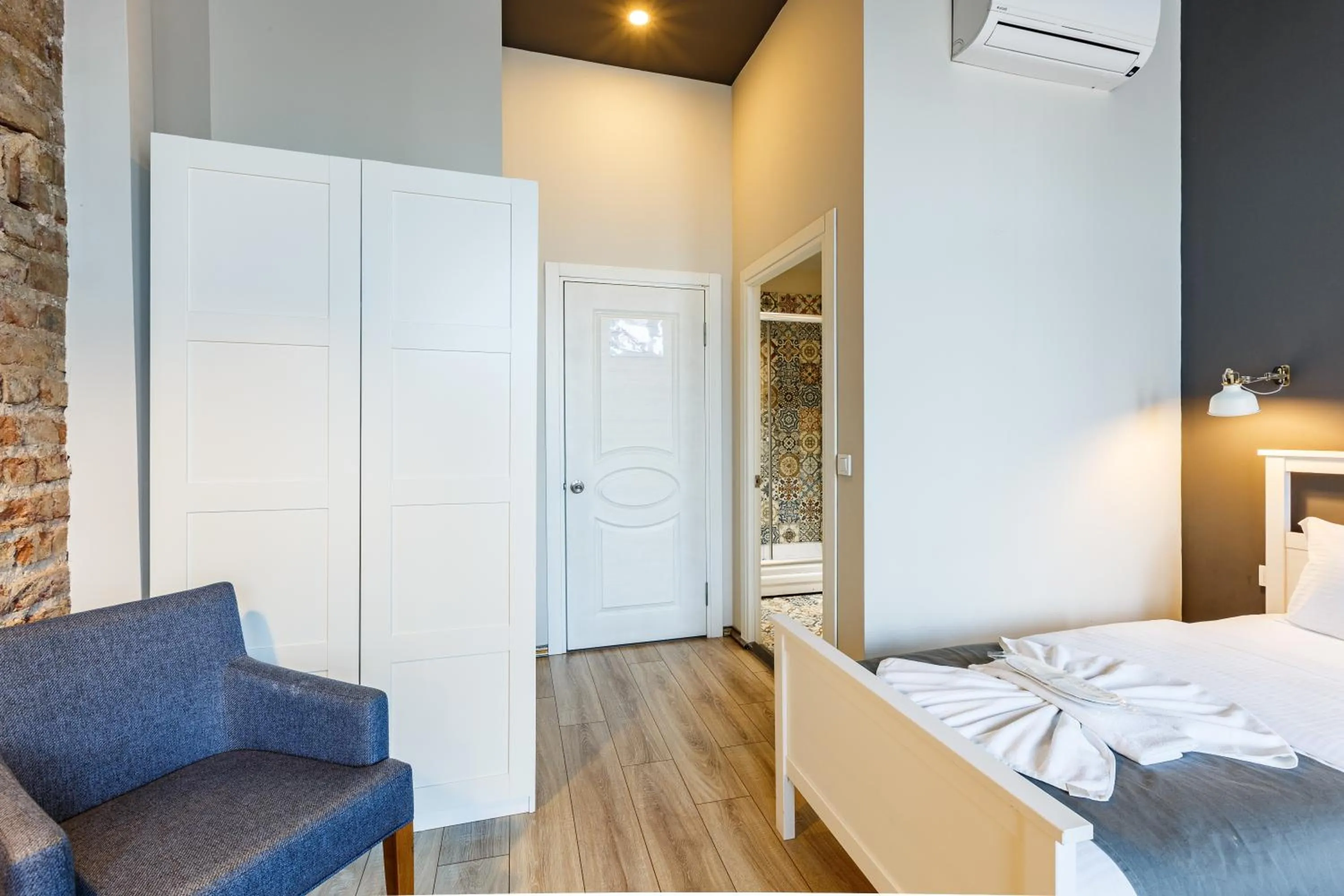 Bed in Hotel Miro Mansion Old City