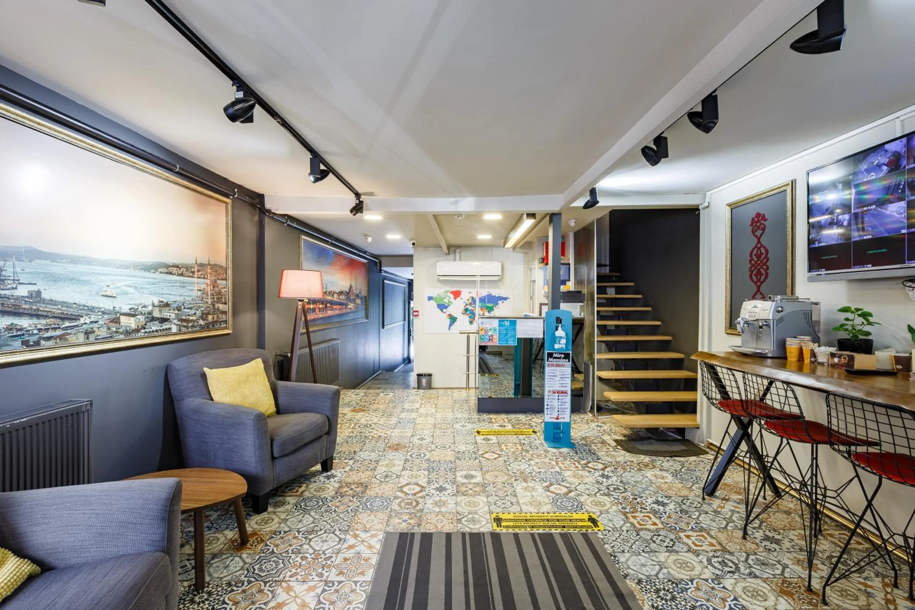 Lobby or reception in Hotel Miro Mansion Old City