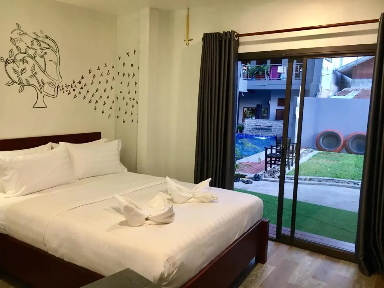 Bed in FARAWAY SUITES Bed in FARAWAY SUITES