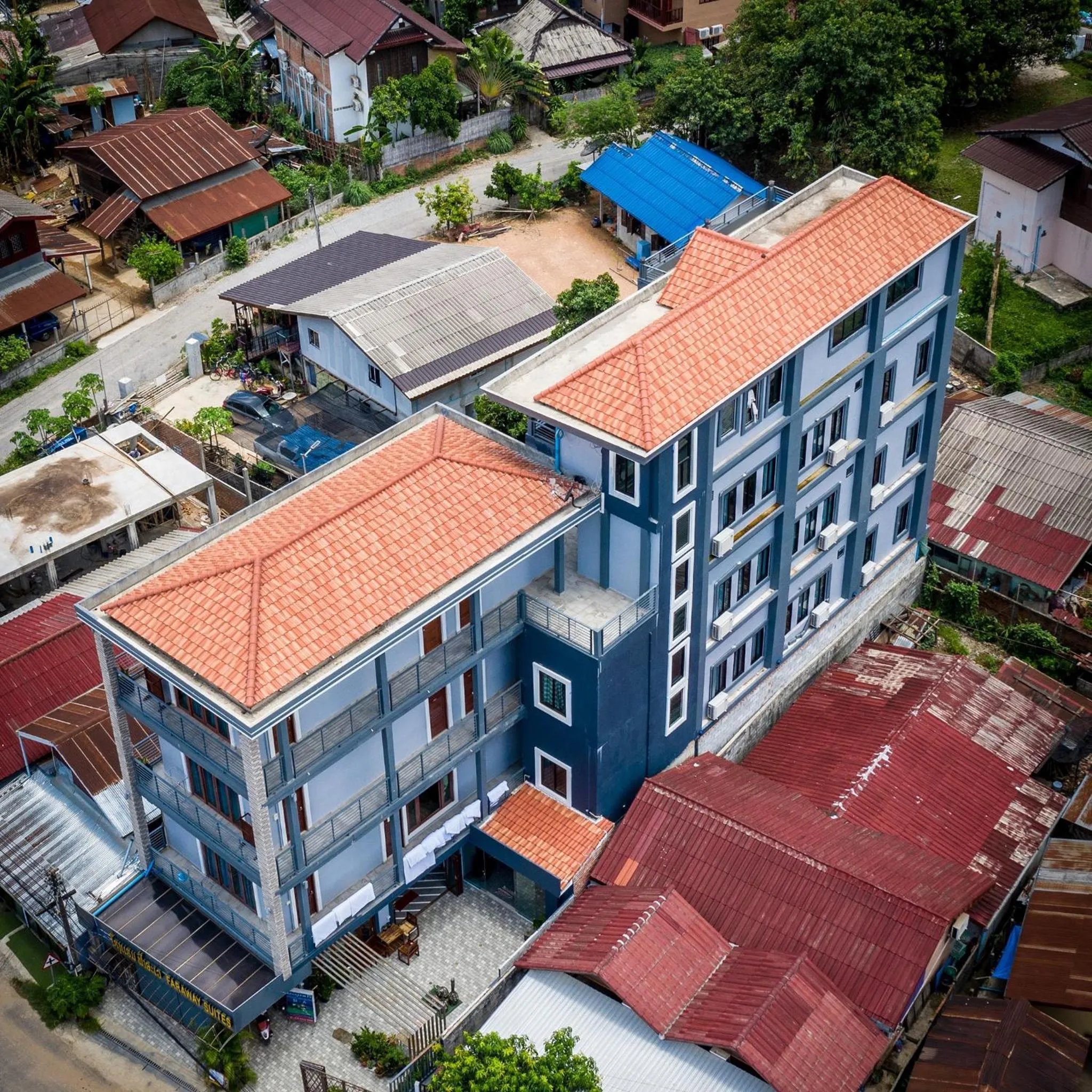 Property building in FARAWAY SUITES