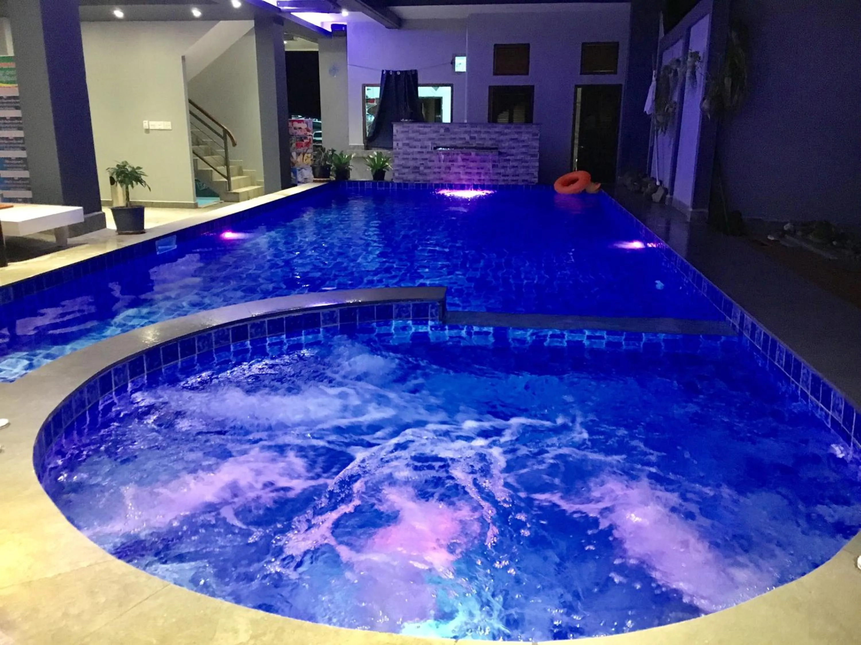 Solarium in FARAWAY SUITES