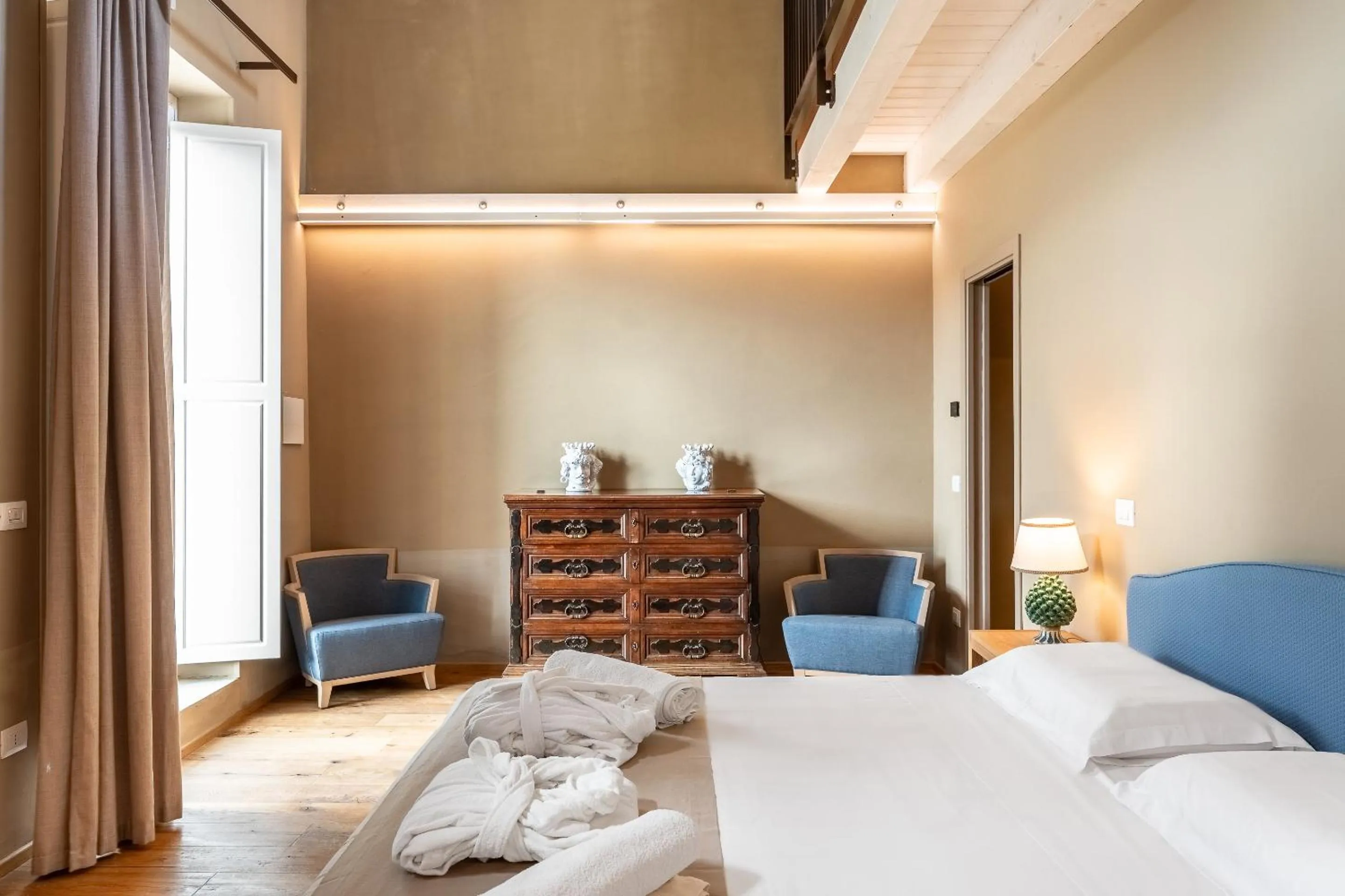 Bedroom, Bed in Ballium Luxury Relais