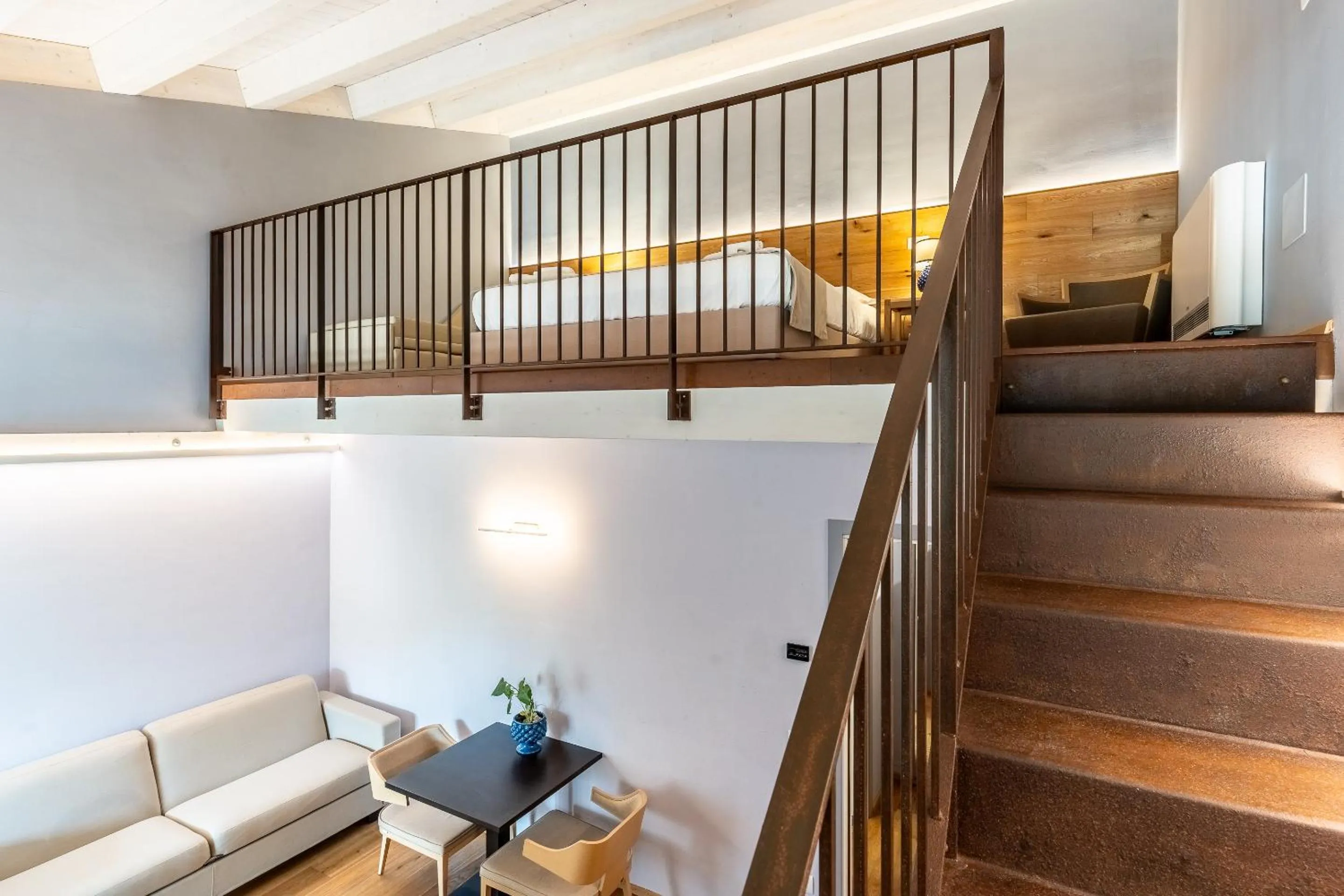 Photo of the whole room in Ballium Luxury Relais