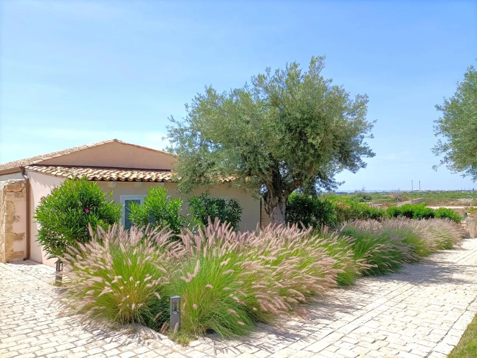 Garden in Ballium Luxury Relais