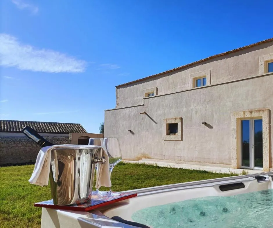 Hot Tub in Ballium Luxury Relais