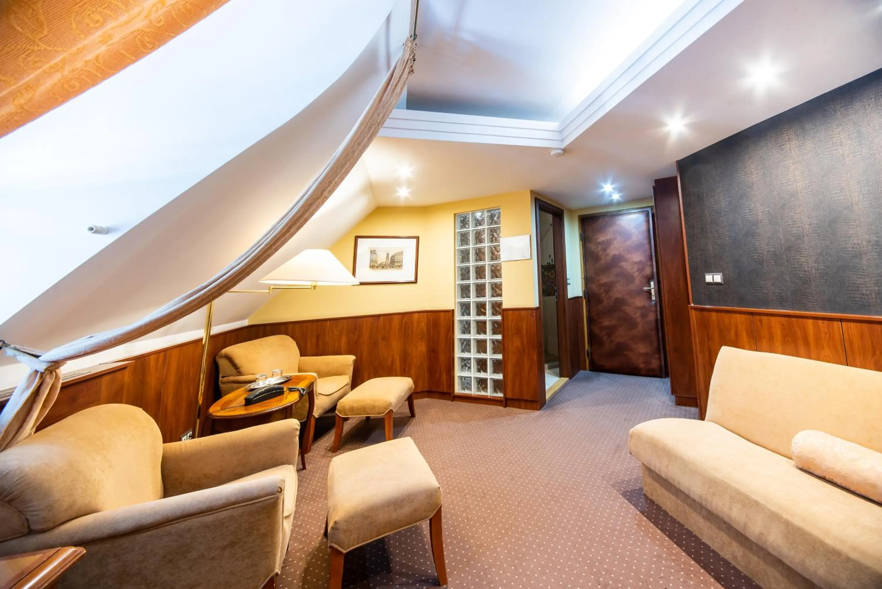 Photo of the whole room in Nyerges Hotel Termál Superior