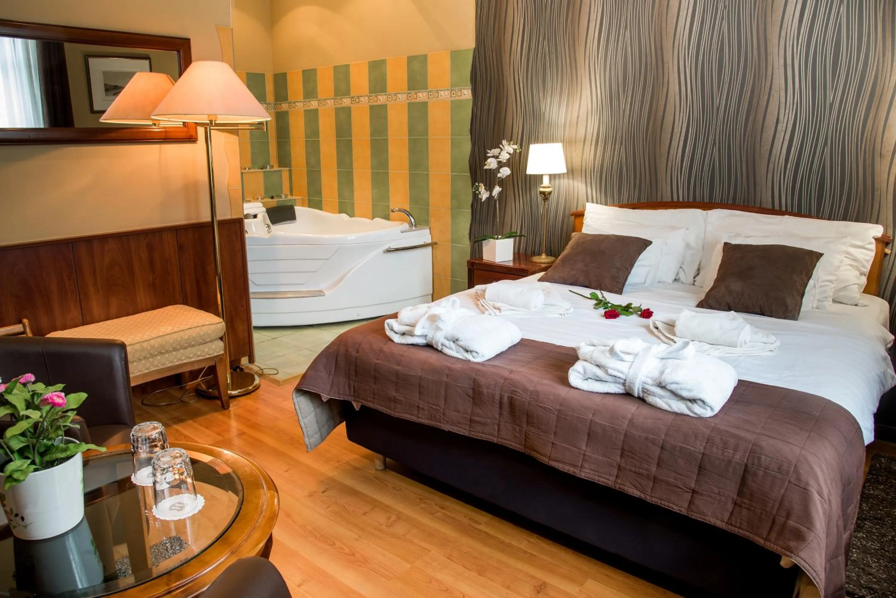 Photo of the whole room, Bed in Nyerges Hotel Termál Superior