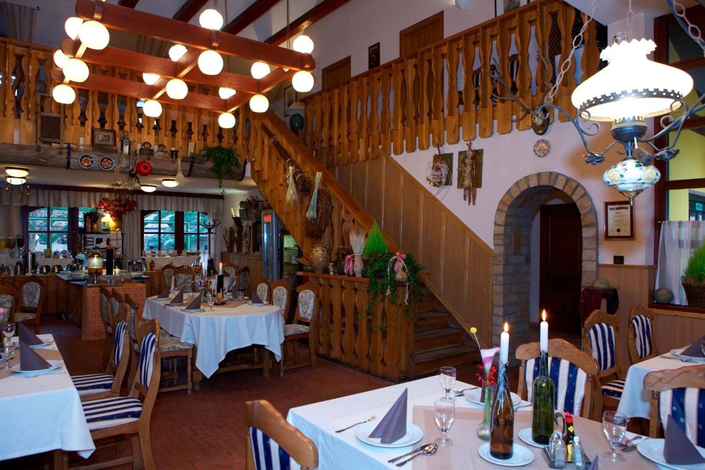 Restaurant/places to eat in Nyerges Hotel Termál Superior