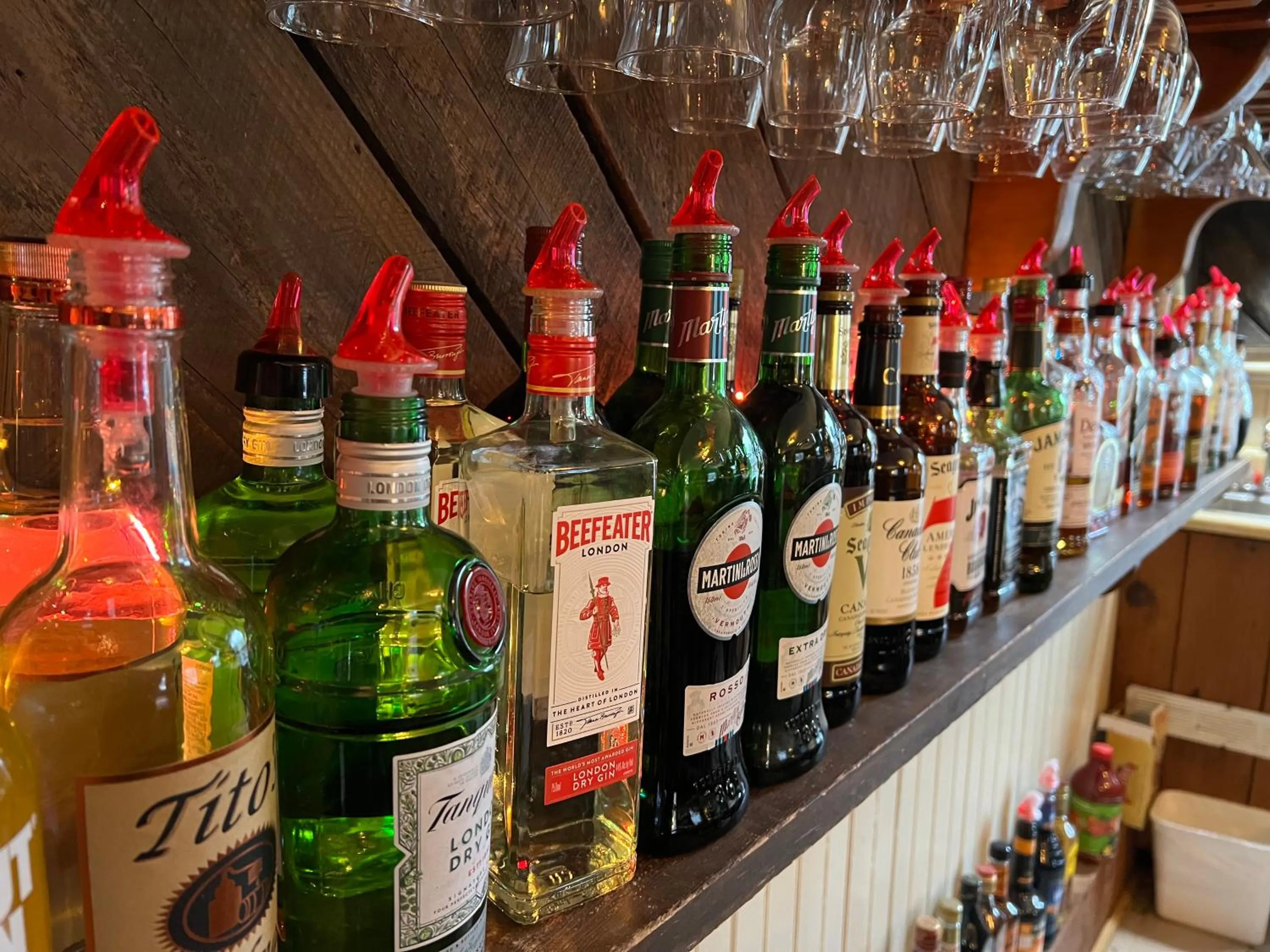 Lounge or bar in Echo Lake Inn