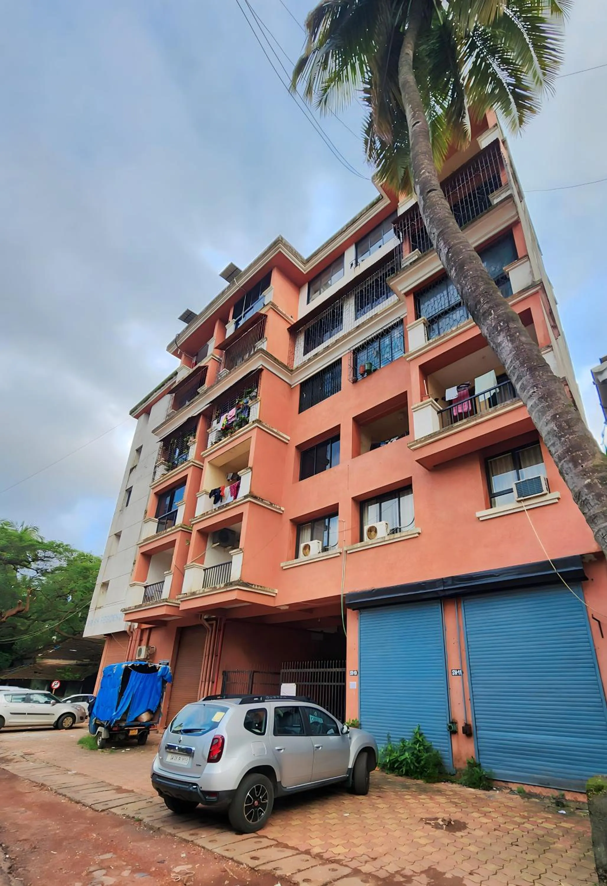 Property building in All Seasons Guest House I Rooms & Dorms