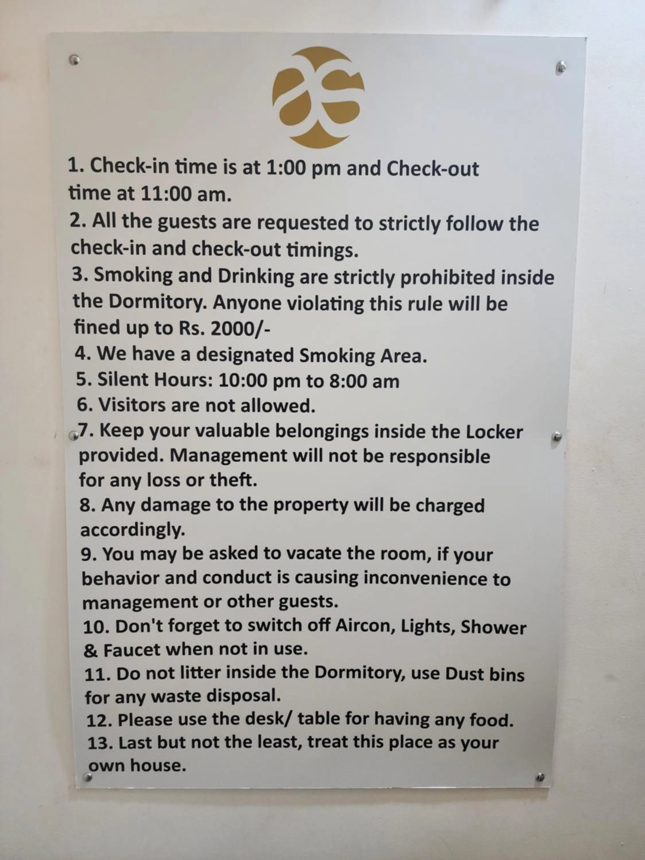 Guests in All Seasons Guest House I Rooms & Dorms