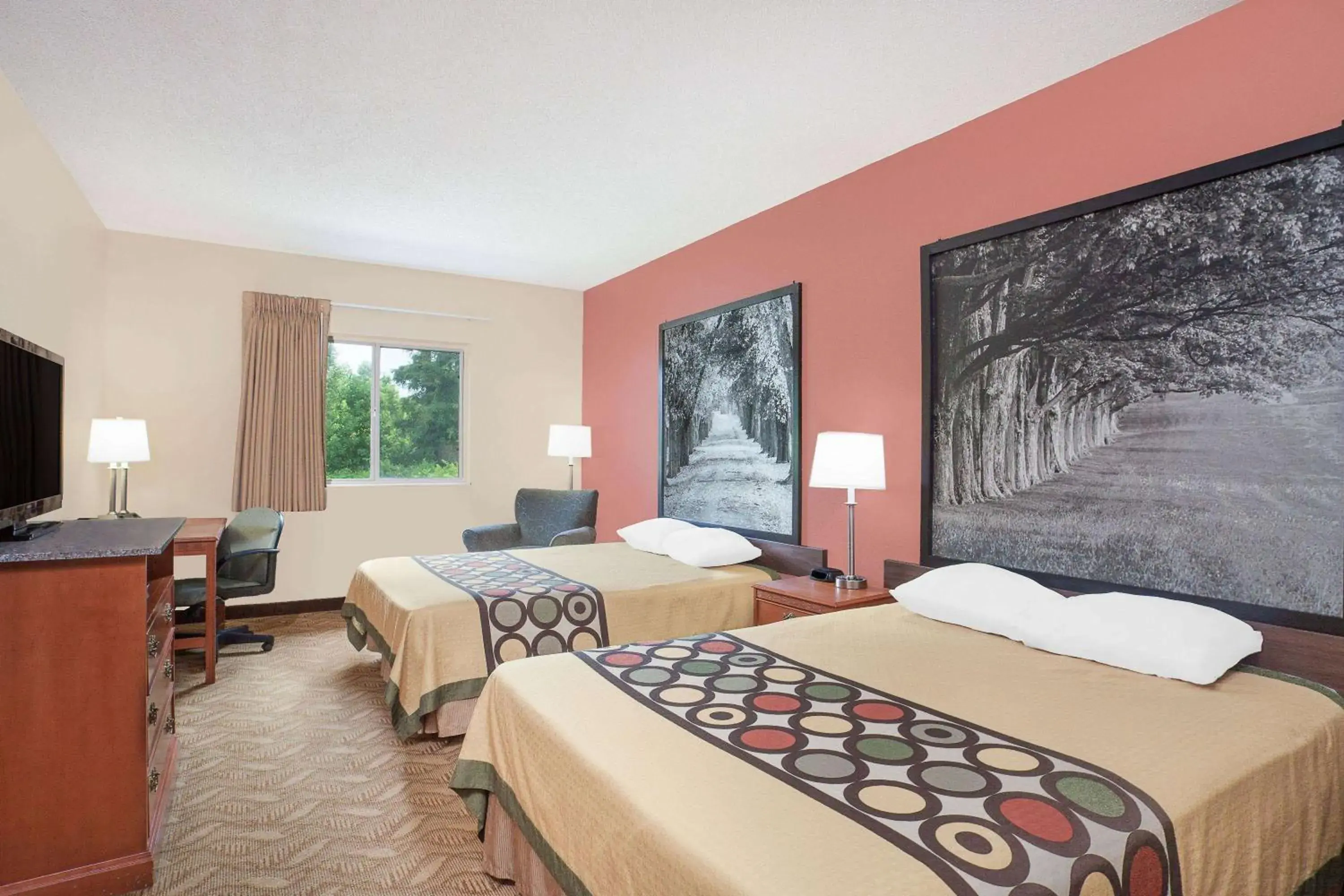 Photo of the whole room, Bed in Super 8 by Wyndham Central City Photo of the whole room, Bed in Super 8 by Wyndham Central City