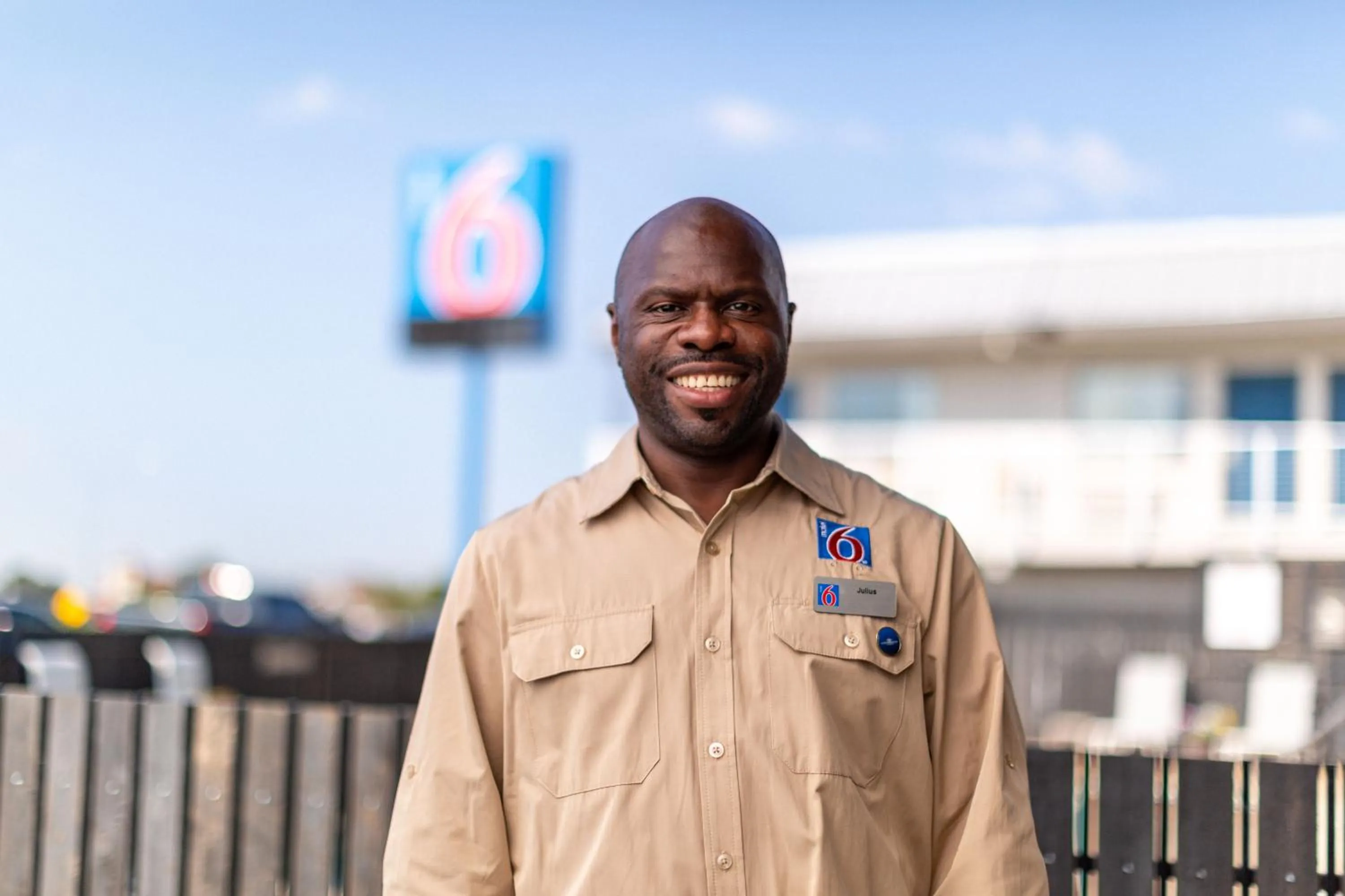 Staff in Motel 6-Huntington, WV