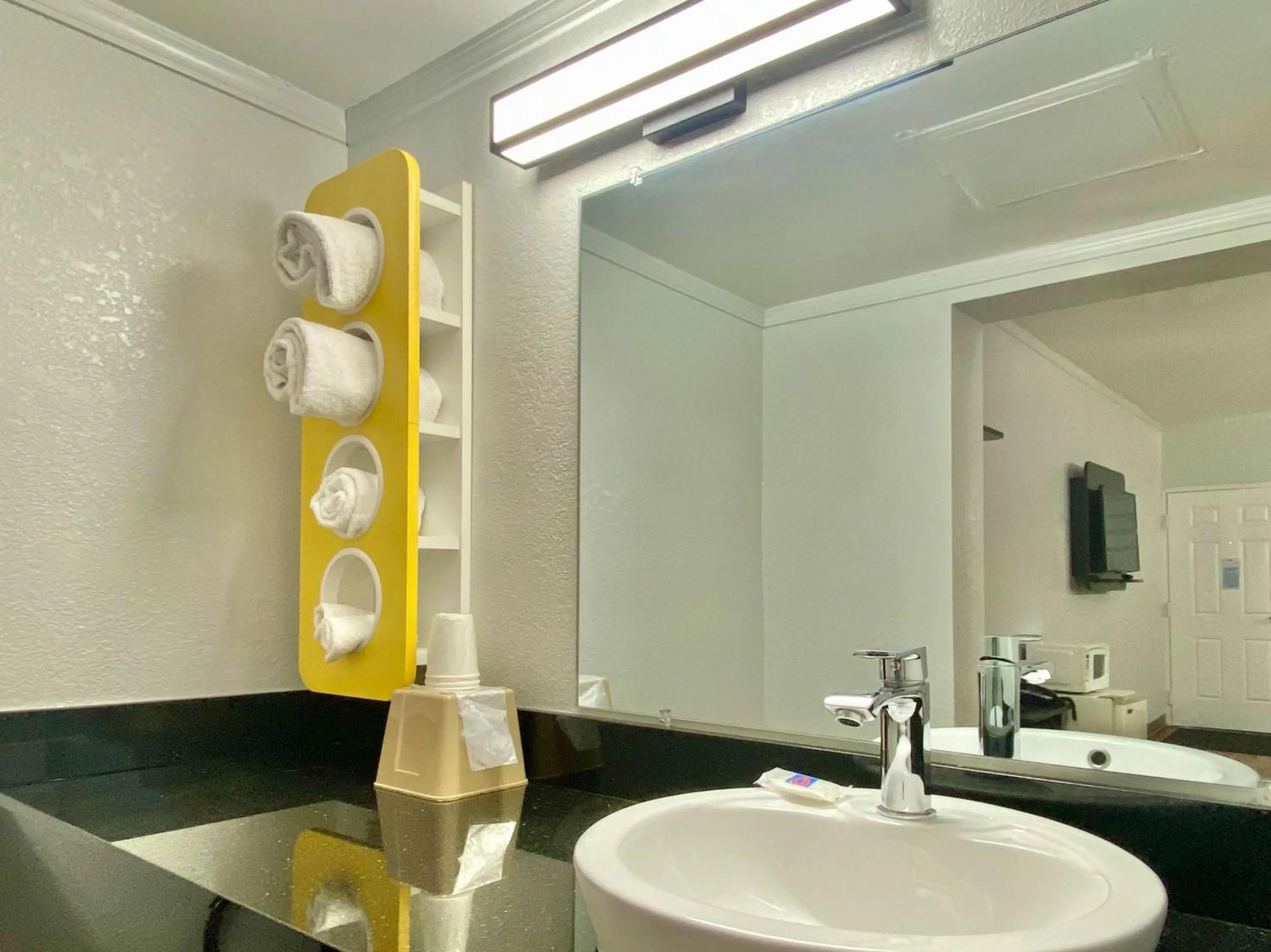 Bathroom in Motel 6-Huntington, WV