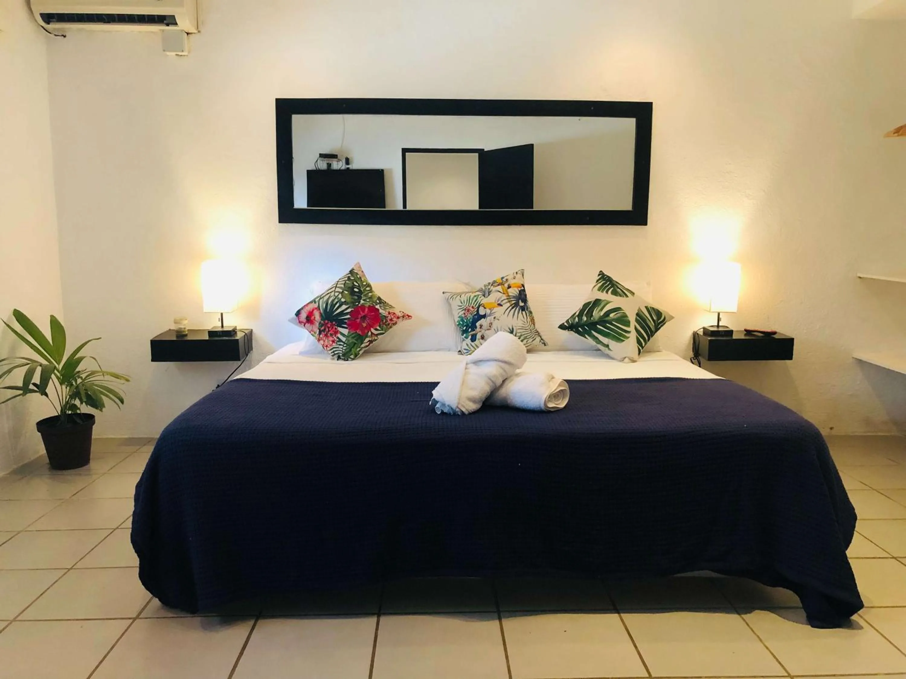 Bed in Ocean lovers Apartamentos