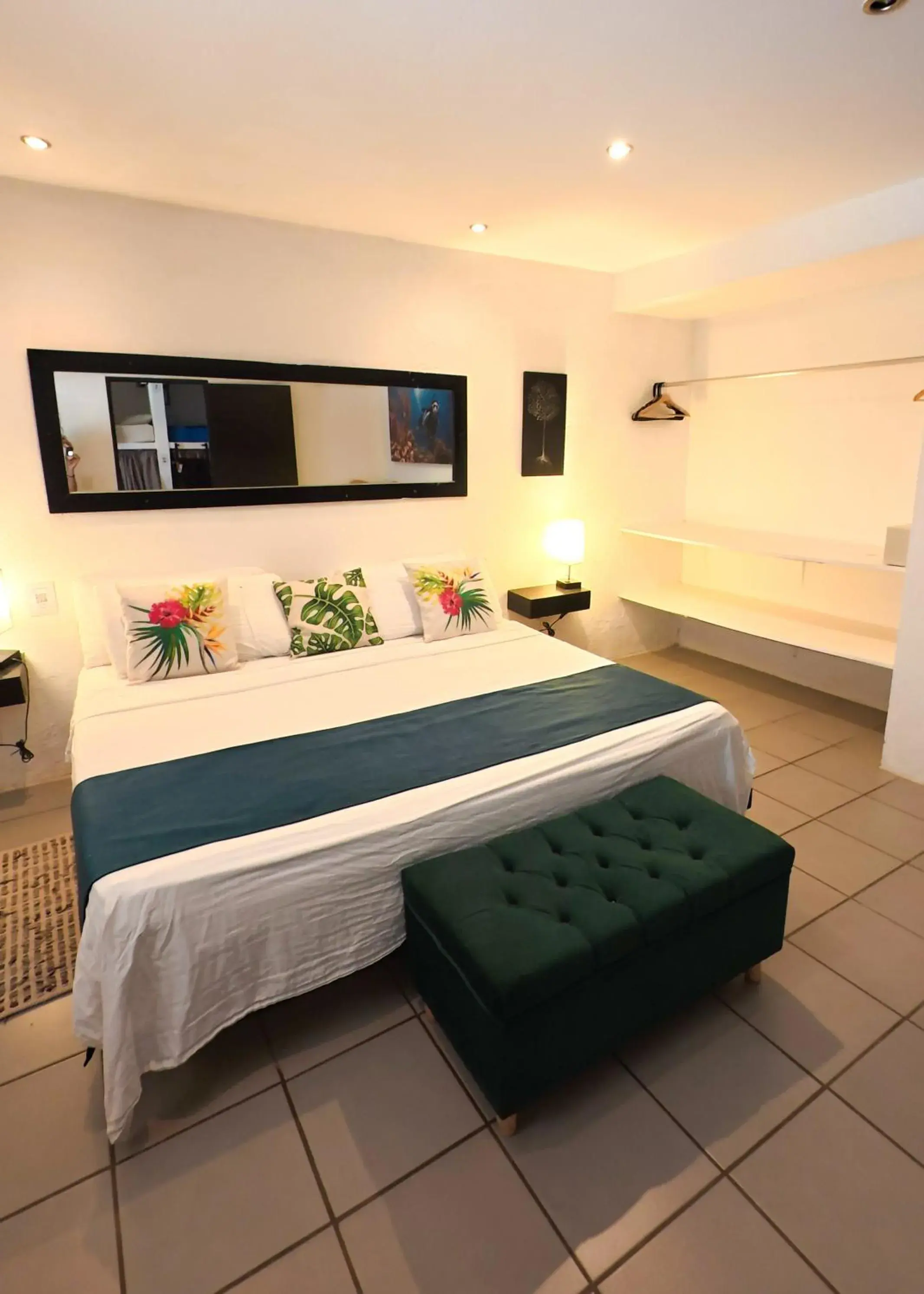 Family Room in Ocean Lovers Taganga - PADI Dive Center & Hostel Family Room in Ocean Lovers Taganga - PADI Dive Center & Hostel