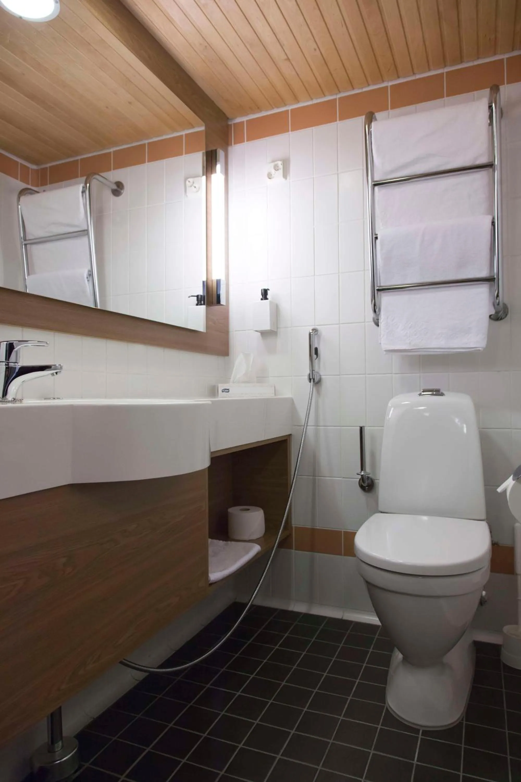 Bathroom in Scandic Grand Marina