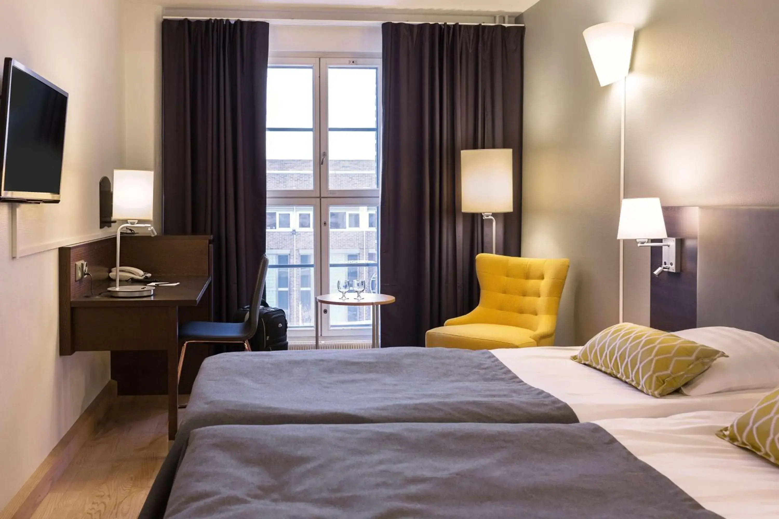 Bedroom, Bed in Scandic Grand Marina Bedroom, Bed in Scandic Grand Marina