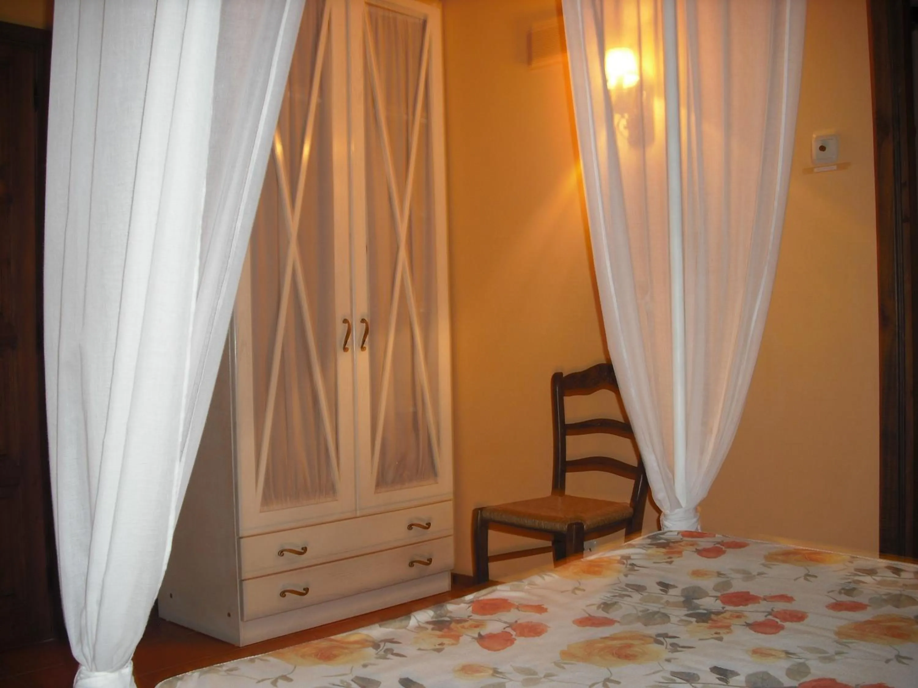 Decorative detail, Bed in Casa de Oria