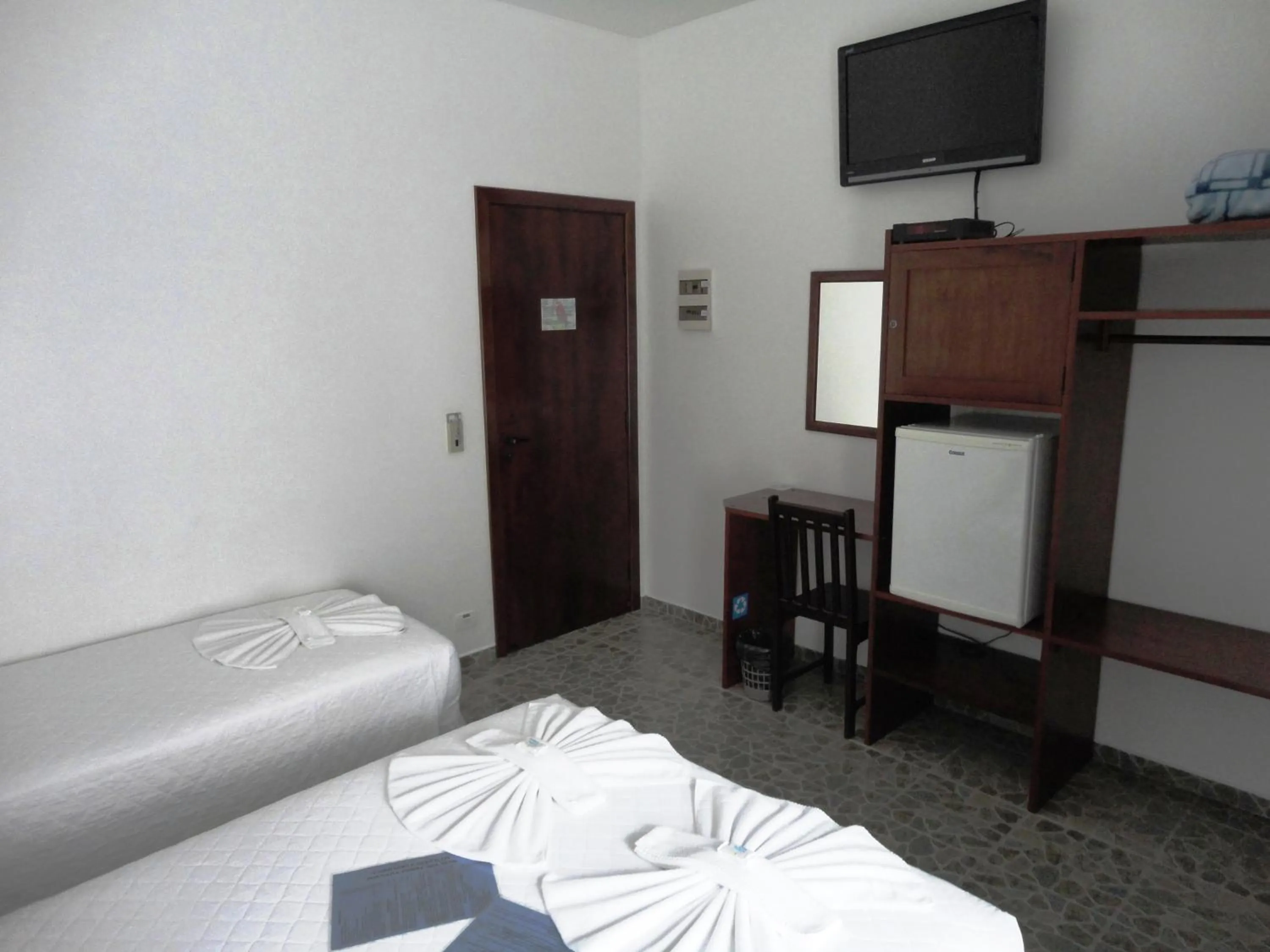 Luxury Triple Room in Pousada Torre Del Mar