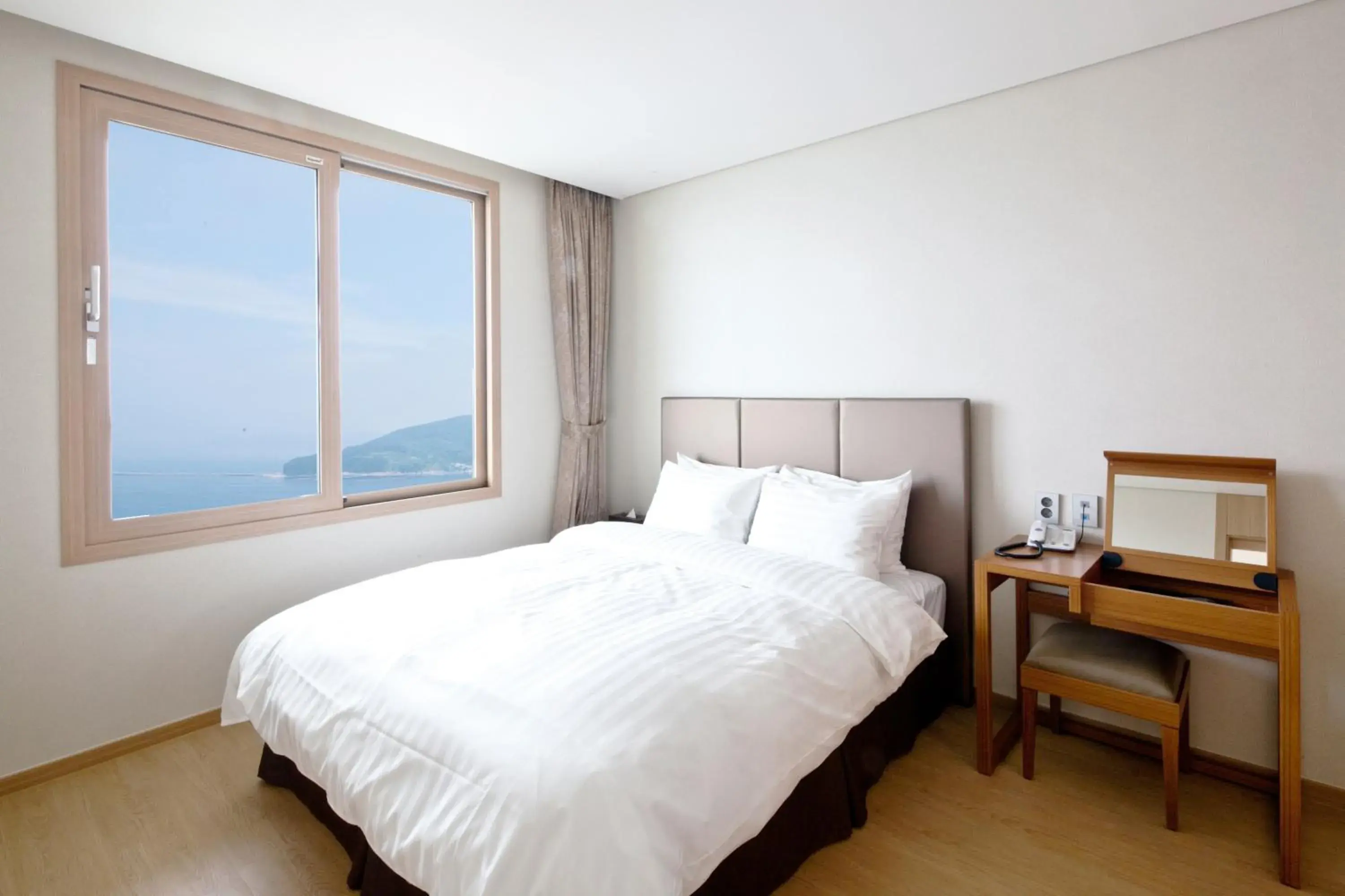 Bed in Sono Calm Geoje Bed in Sono Calm Geoje