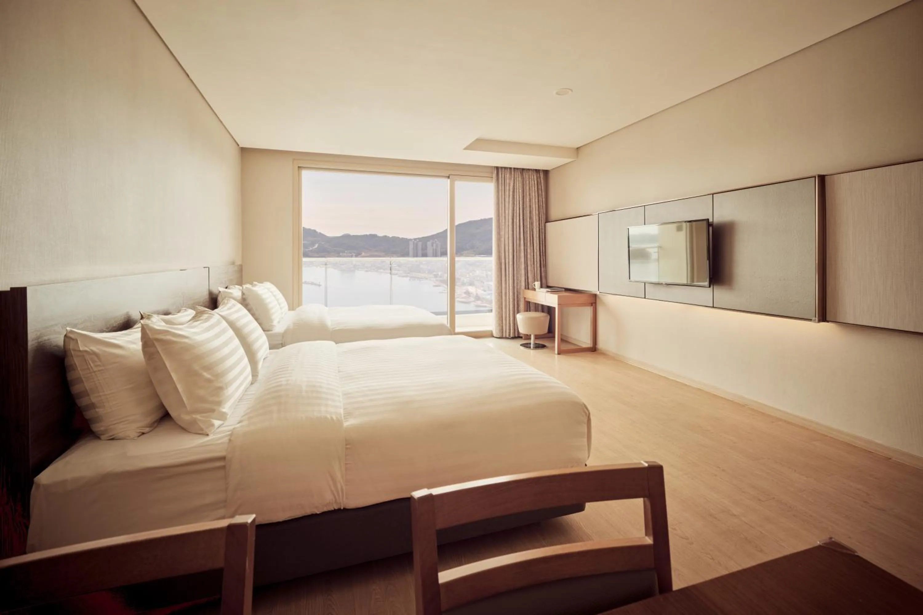 Bed in Sono Calm Geoje