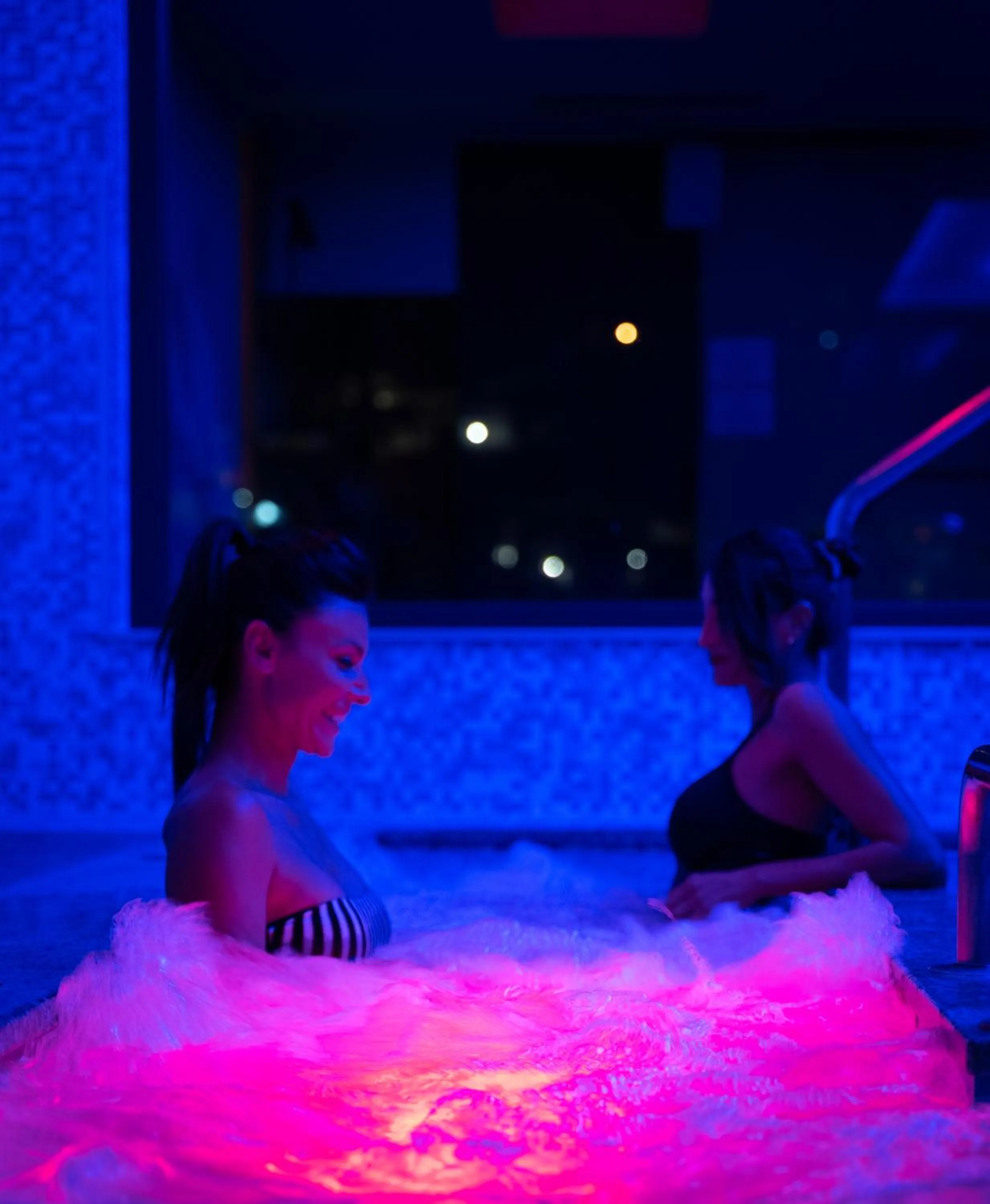 Hot Tub in Domus Hotel