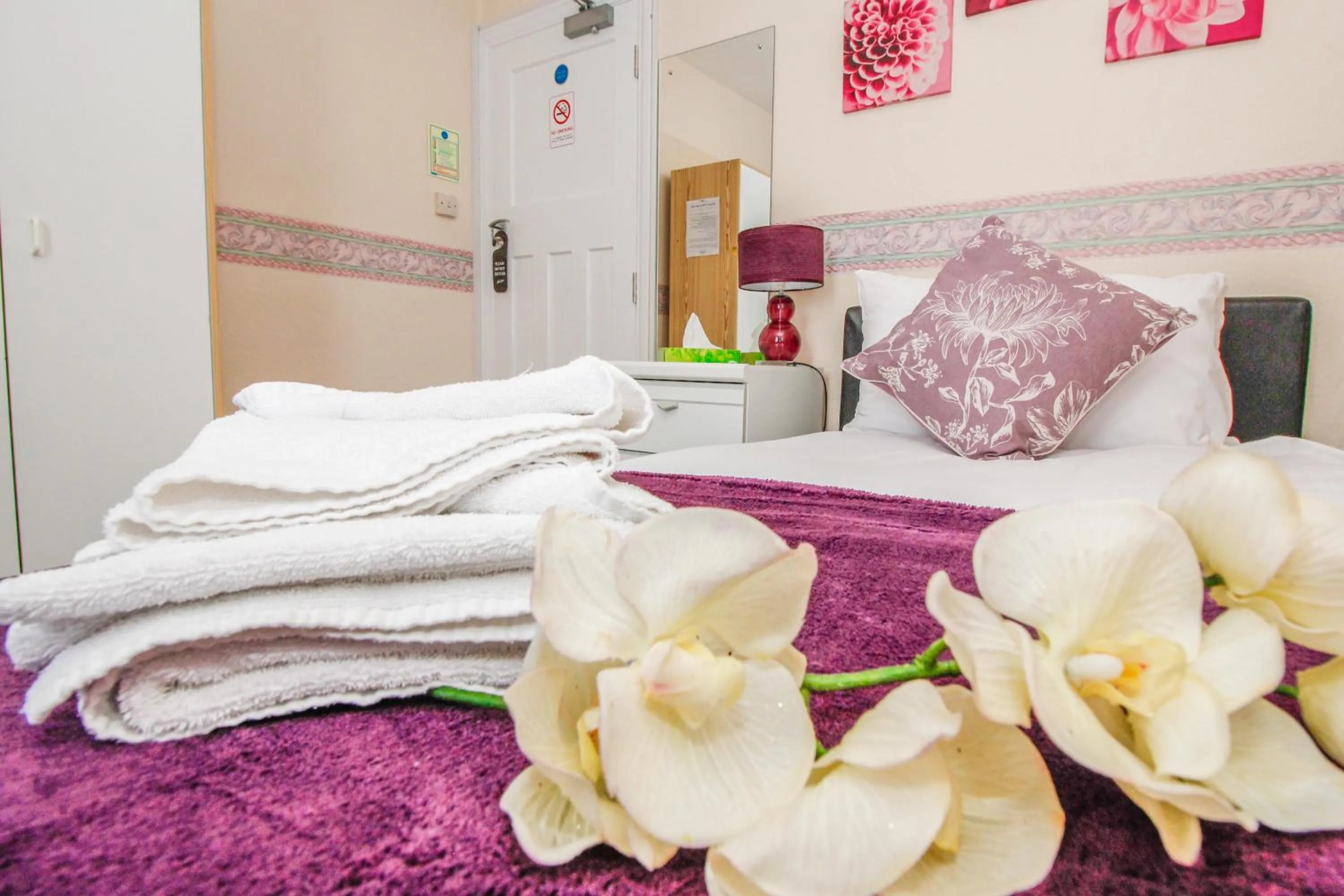 Bedroom, Bed in Harris Guest Accommodation