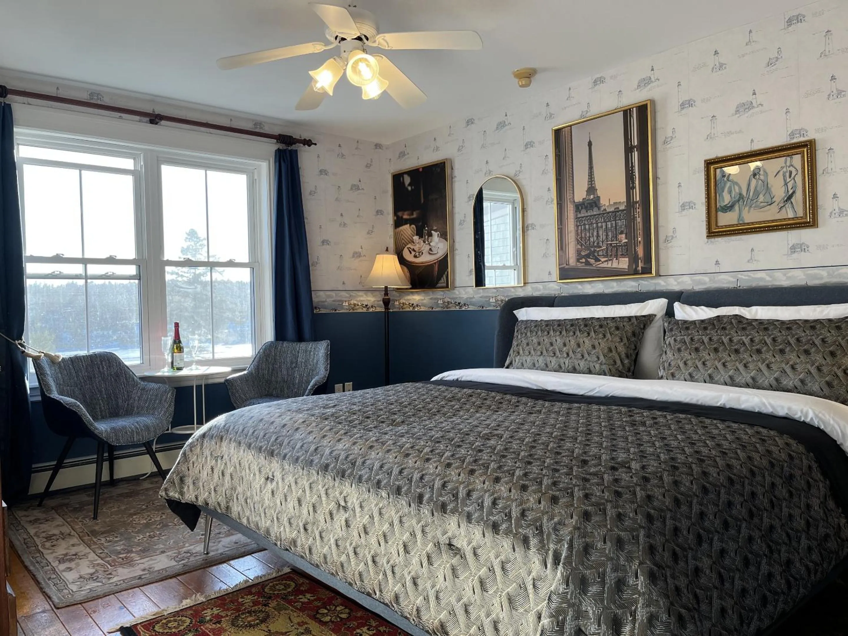 Bedroom, Bed in Surfside Inn