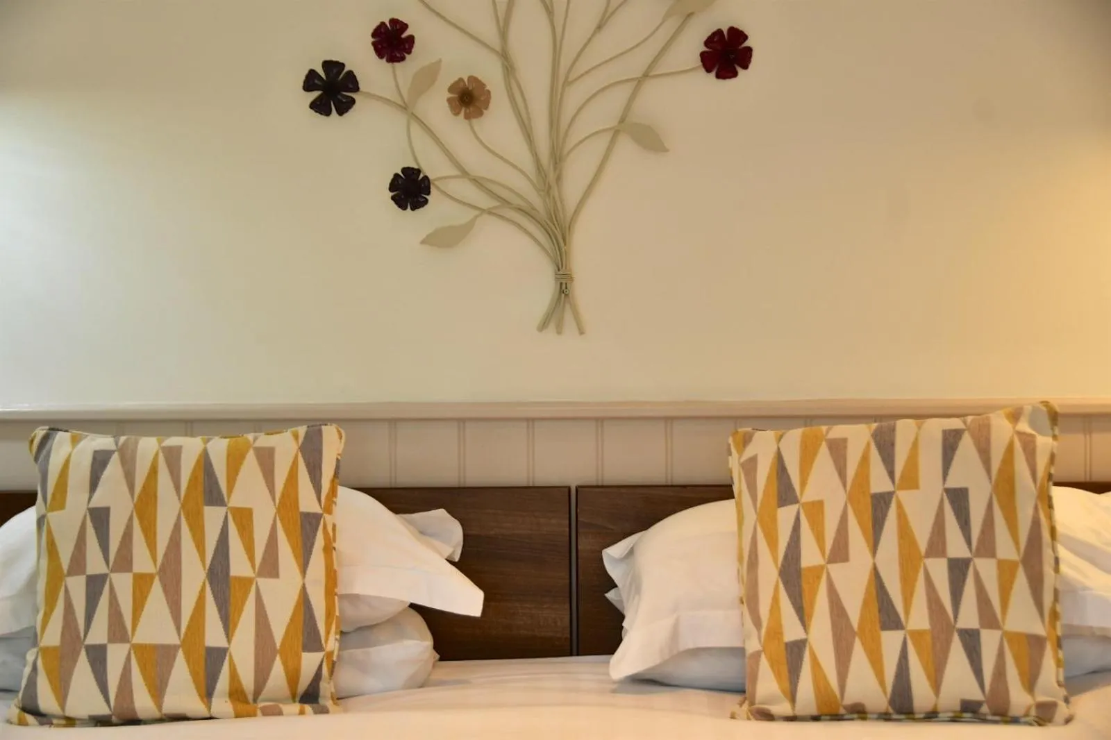 Tudor Lodge Bed & Breakfast