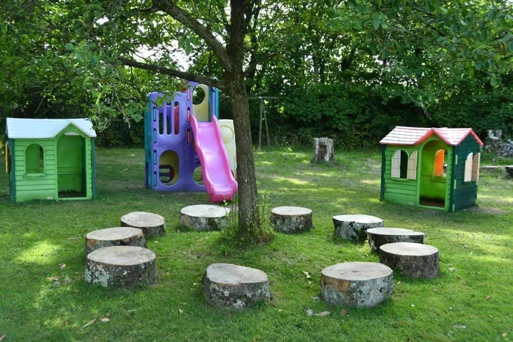 Children play ground in Tudor Lodge Bed & Breakfast